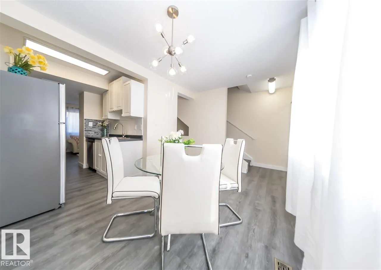 692 ABBOTTSFIELD Road