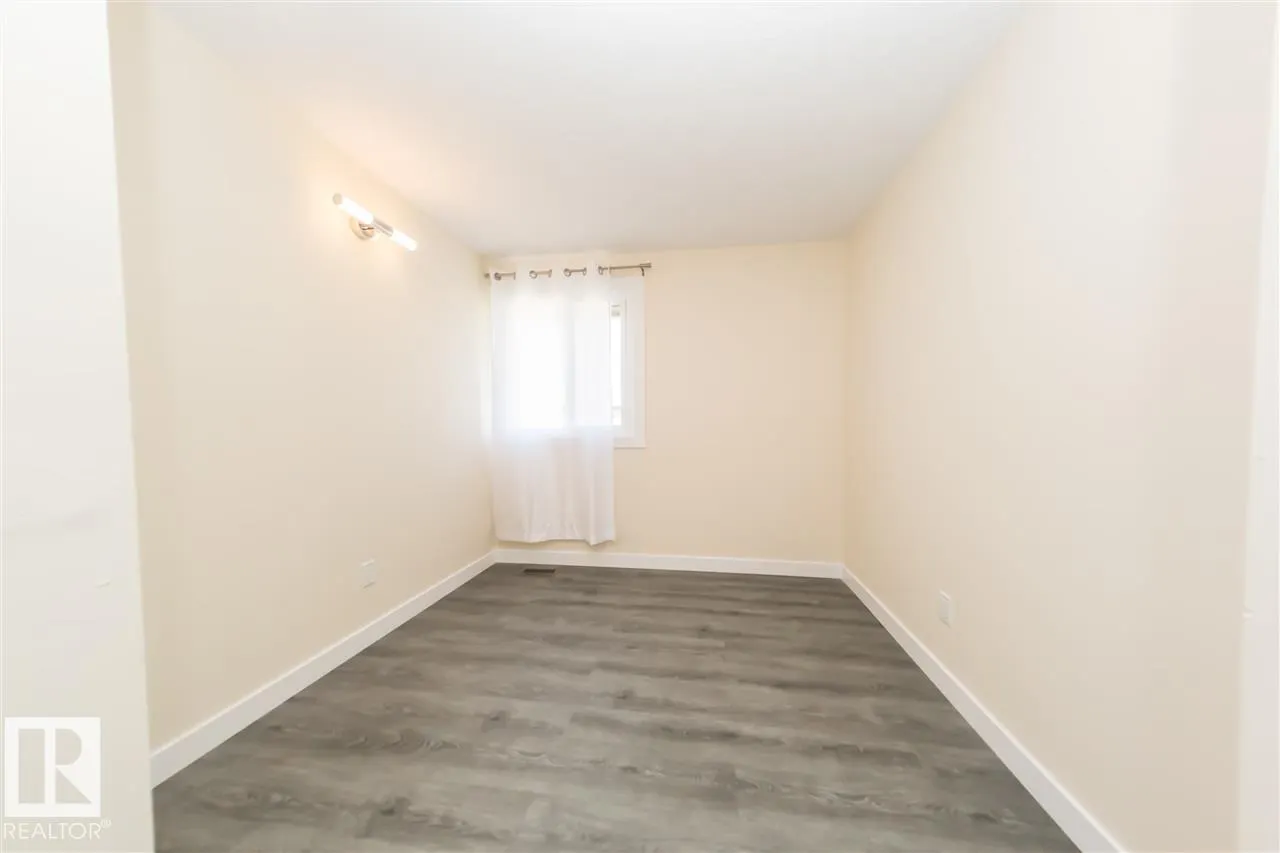 692 ABBOTTSFIELD Road