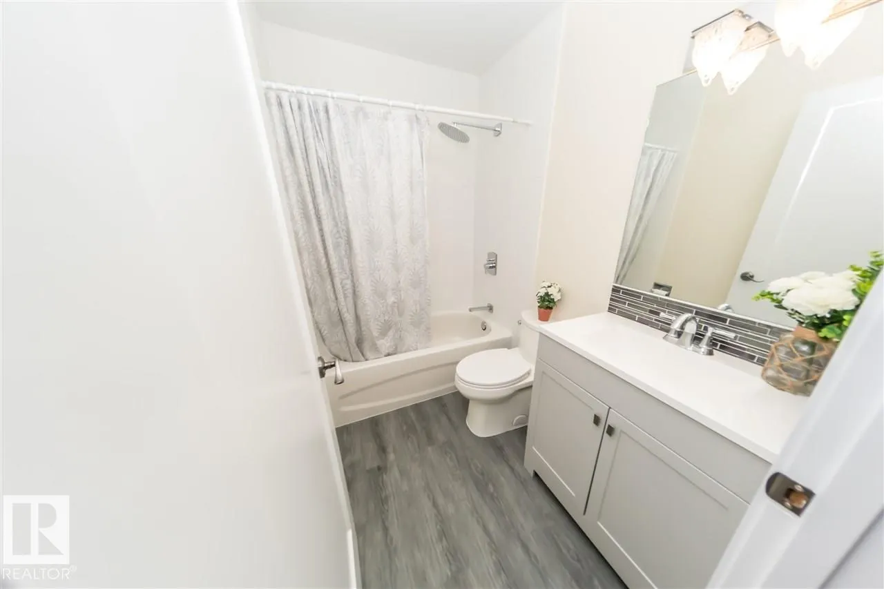 692 ABBOTTSFIELD Road