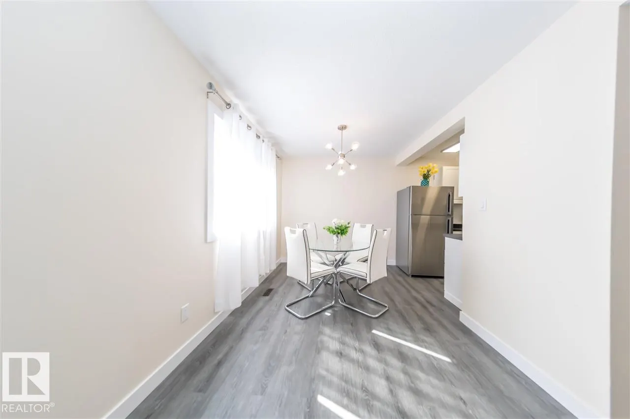 692 ABBOTTSFIELD Road