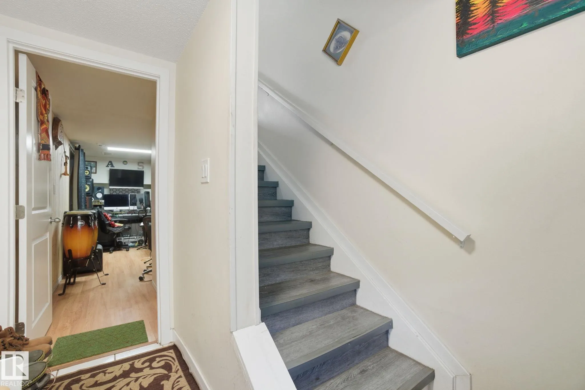 692 ABBOTTSFIELD Road