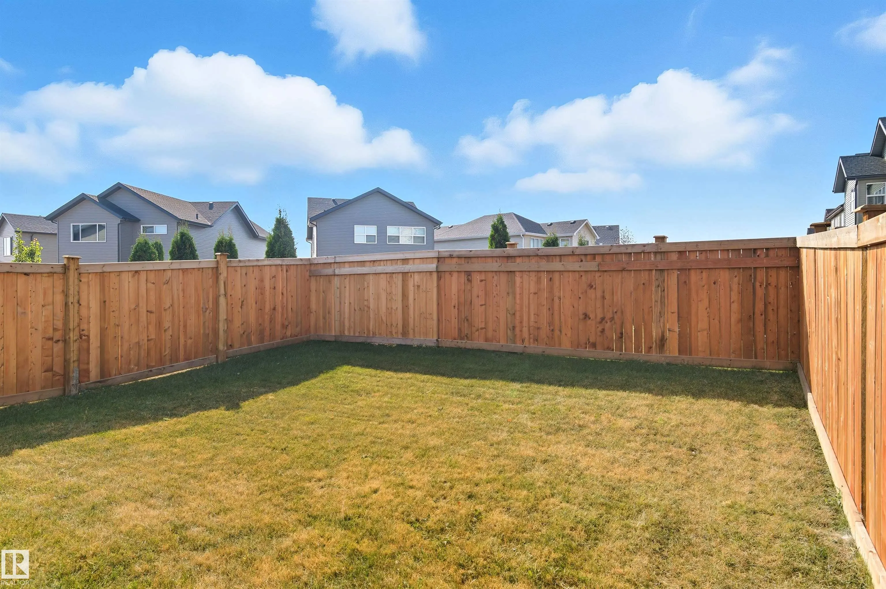 2631 DONAGHEY Crescent