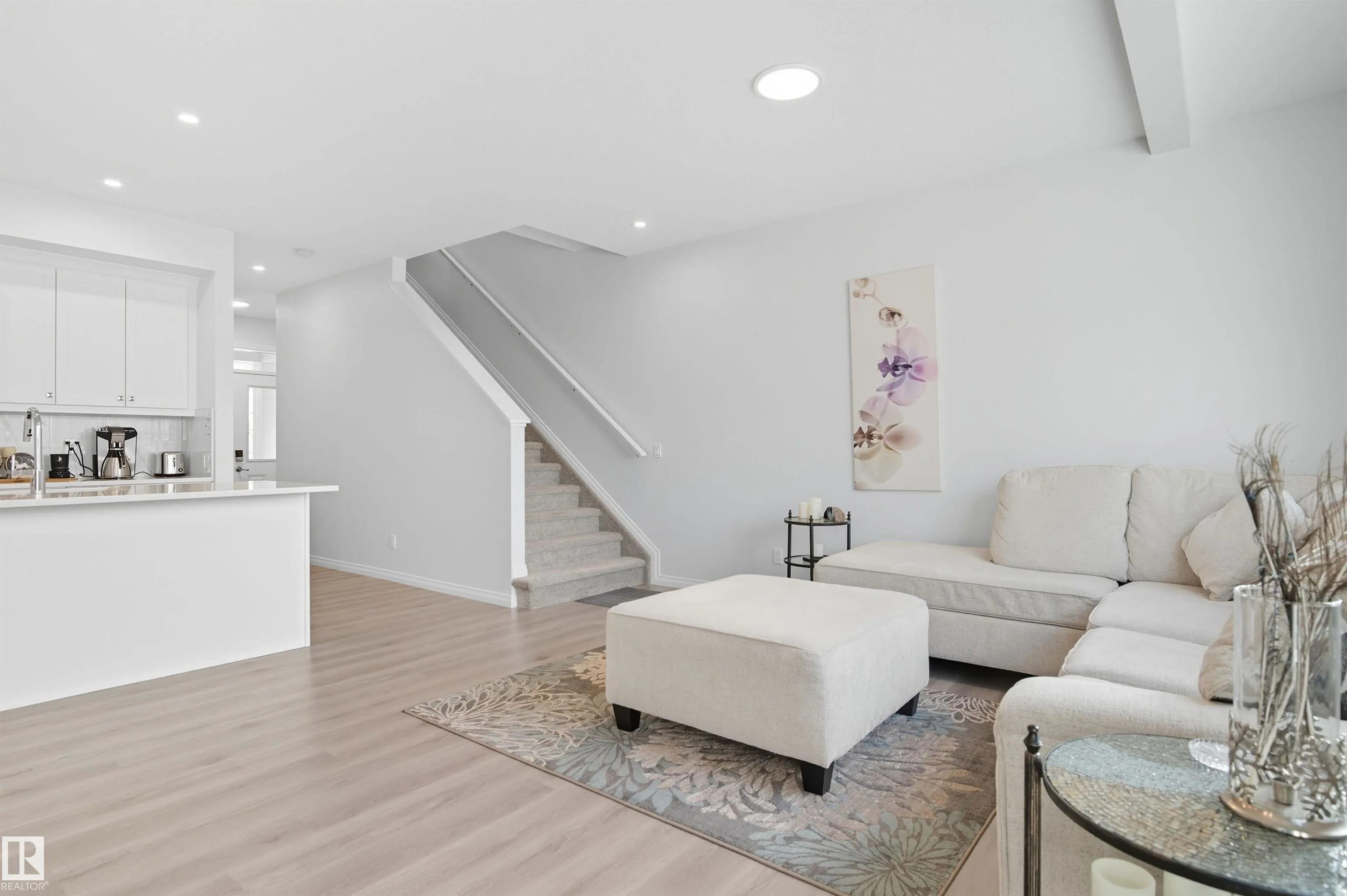 2631 DONAGHEY Crescent