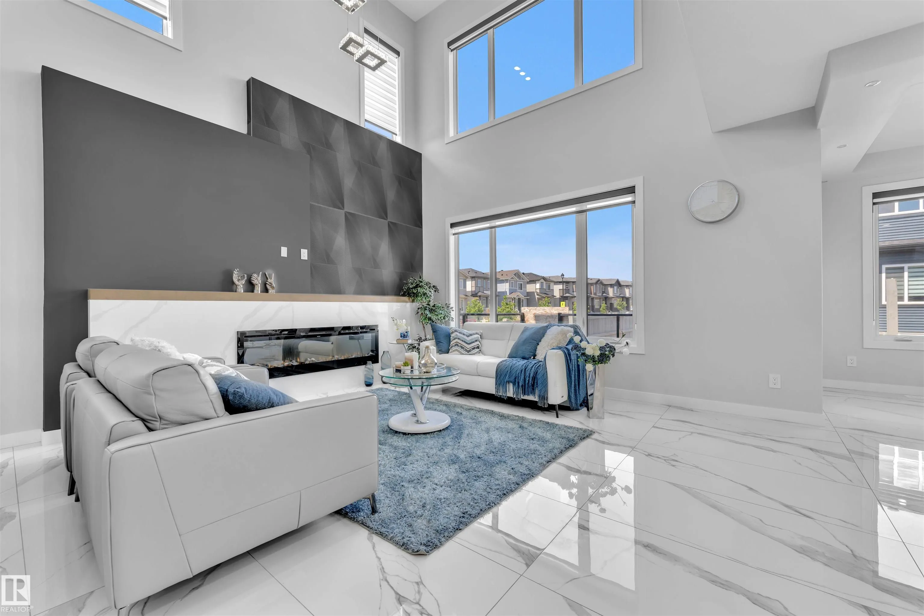 12606 44 Street