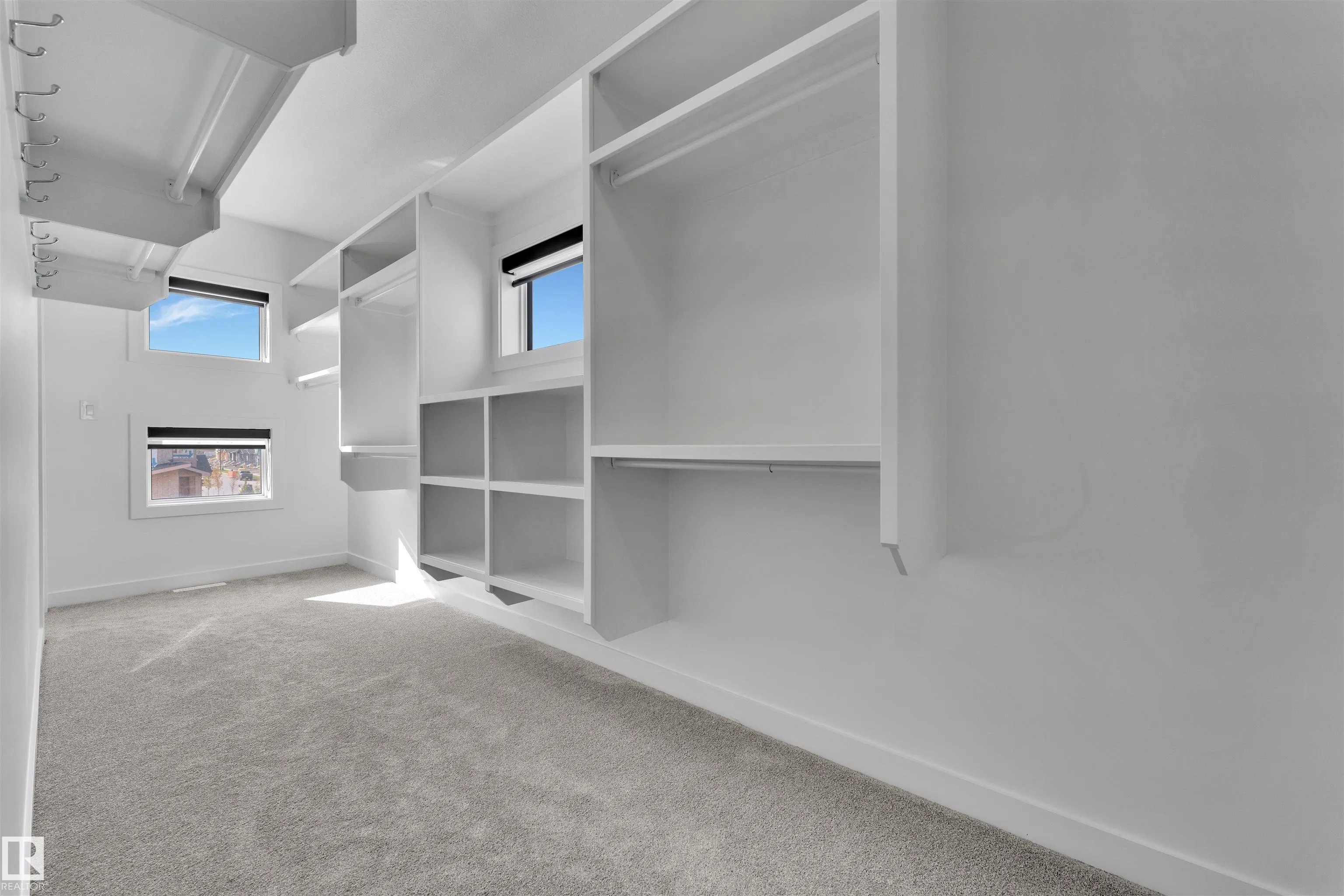 12606 44 Street
