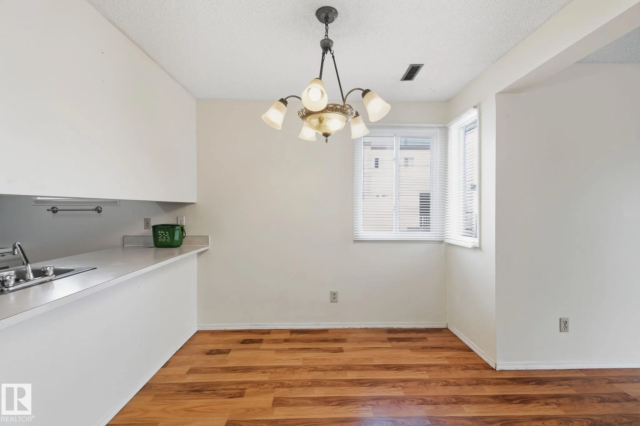 181 LANCASTER Terrace