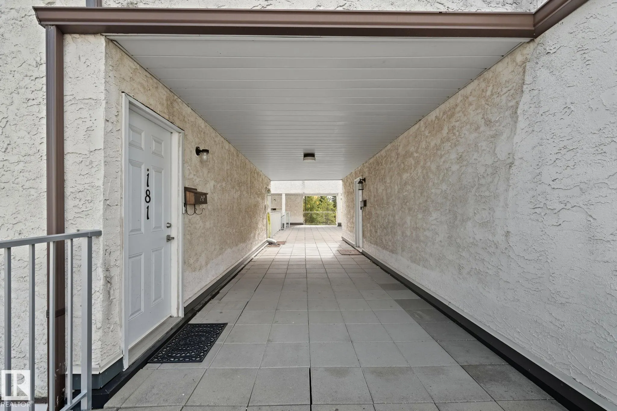 181 LANCASTER Terrace