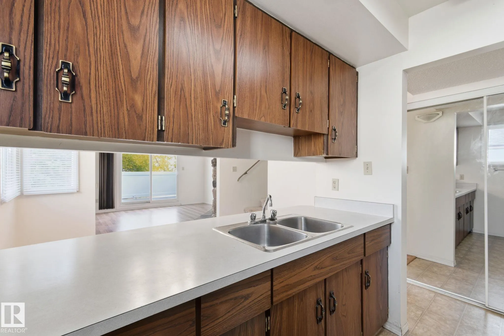 181 LANCASTER Terrace