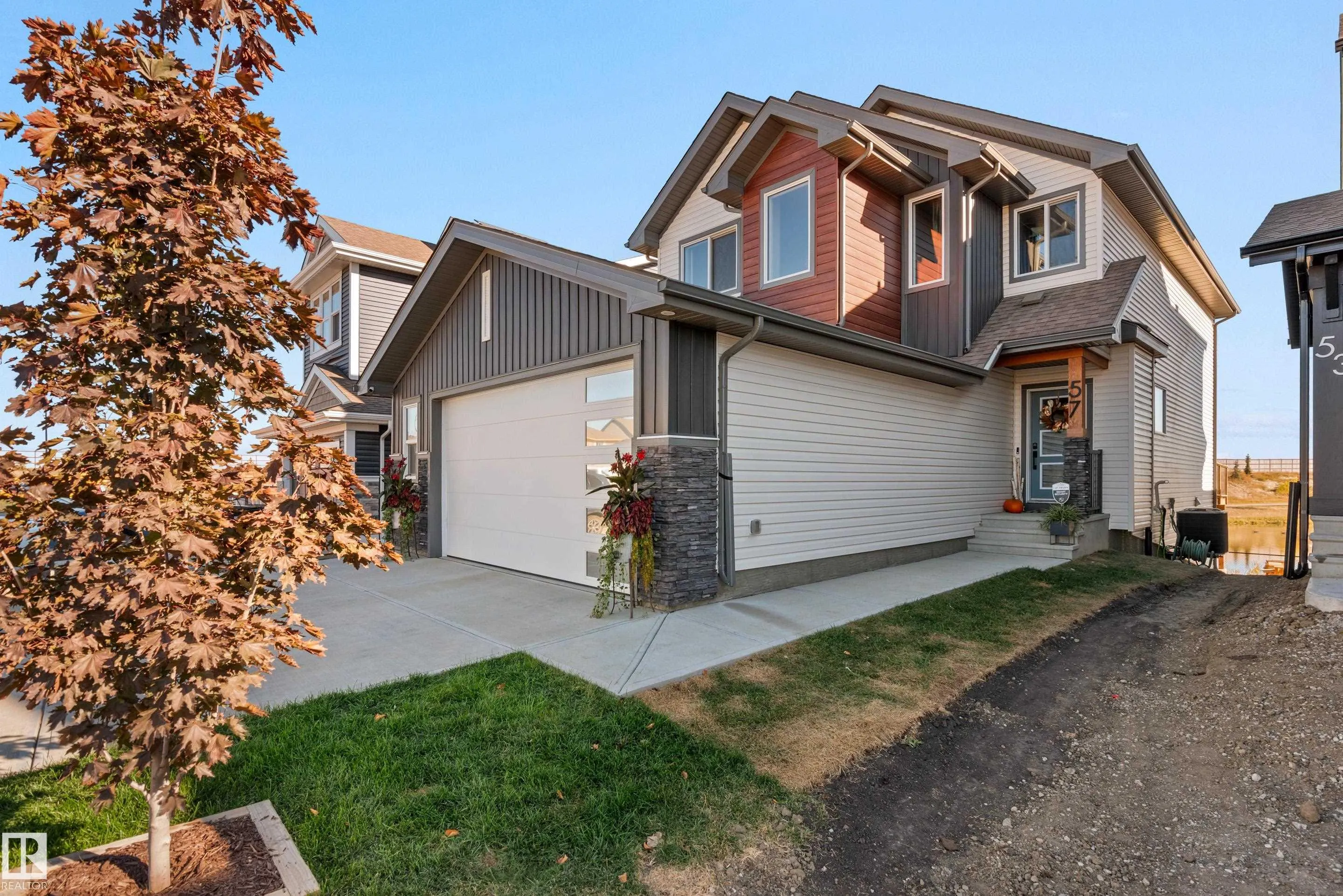 57 SAVOY Crescent