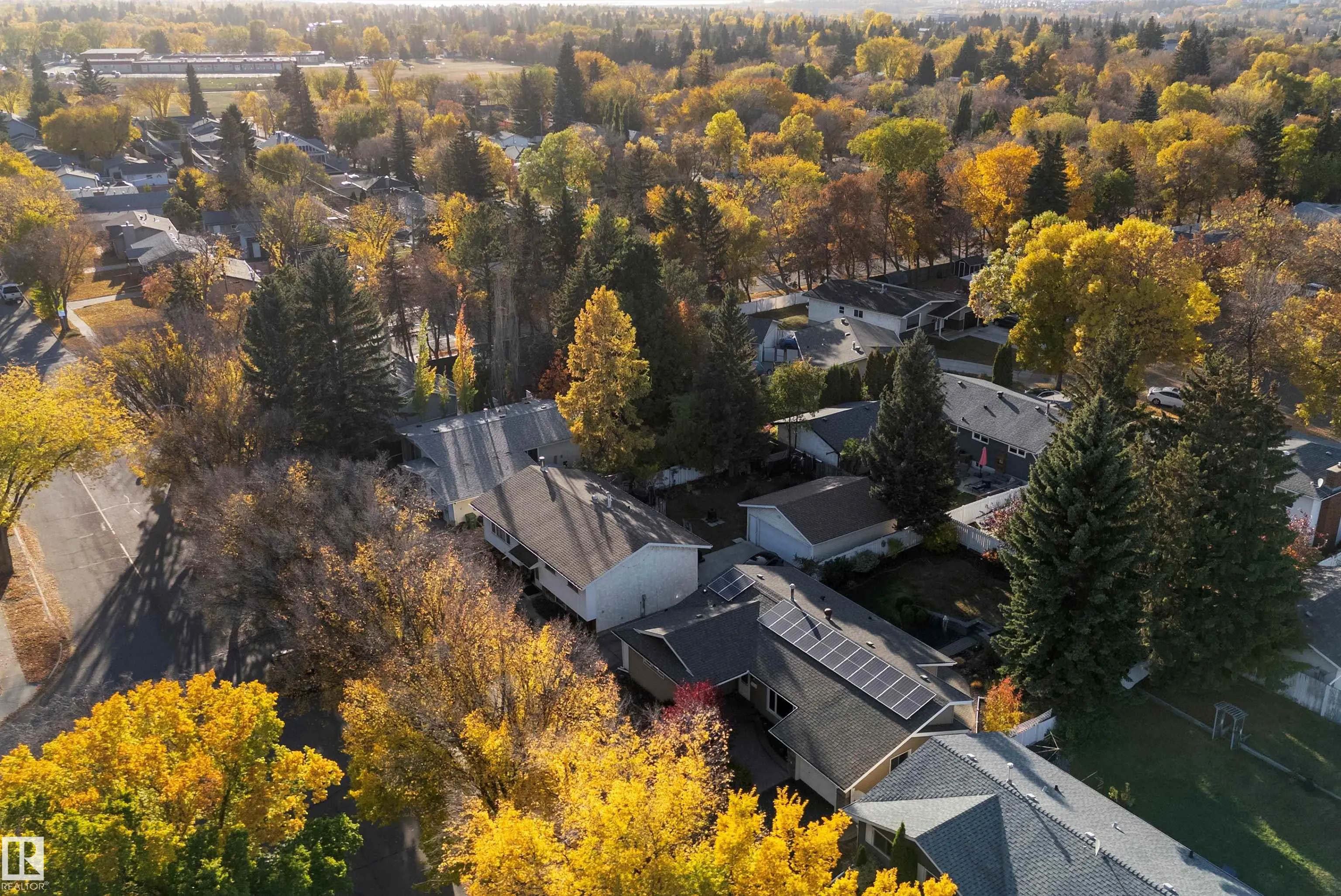 8 FARMSTEAD Avenue