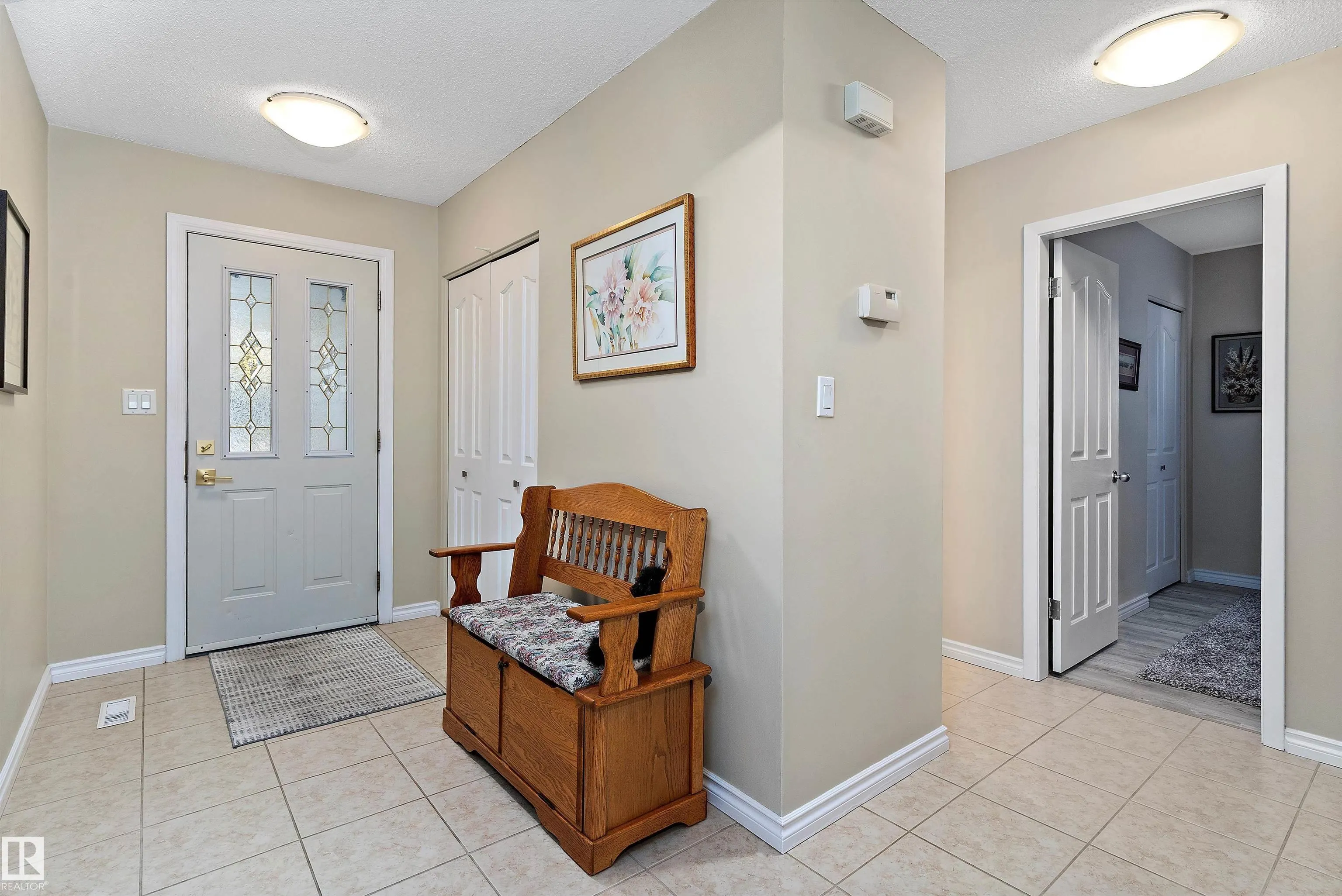 8 FARMSTEAD Avenue