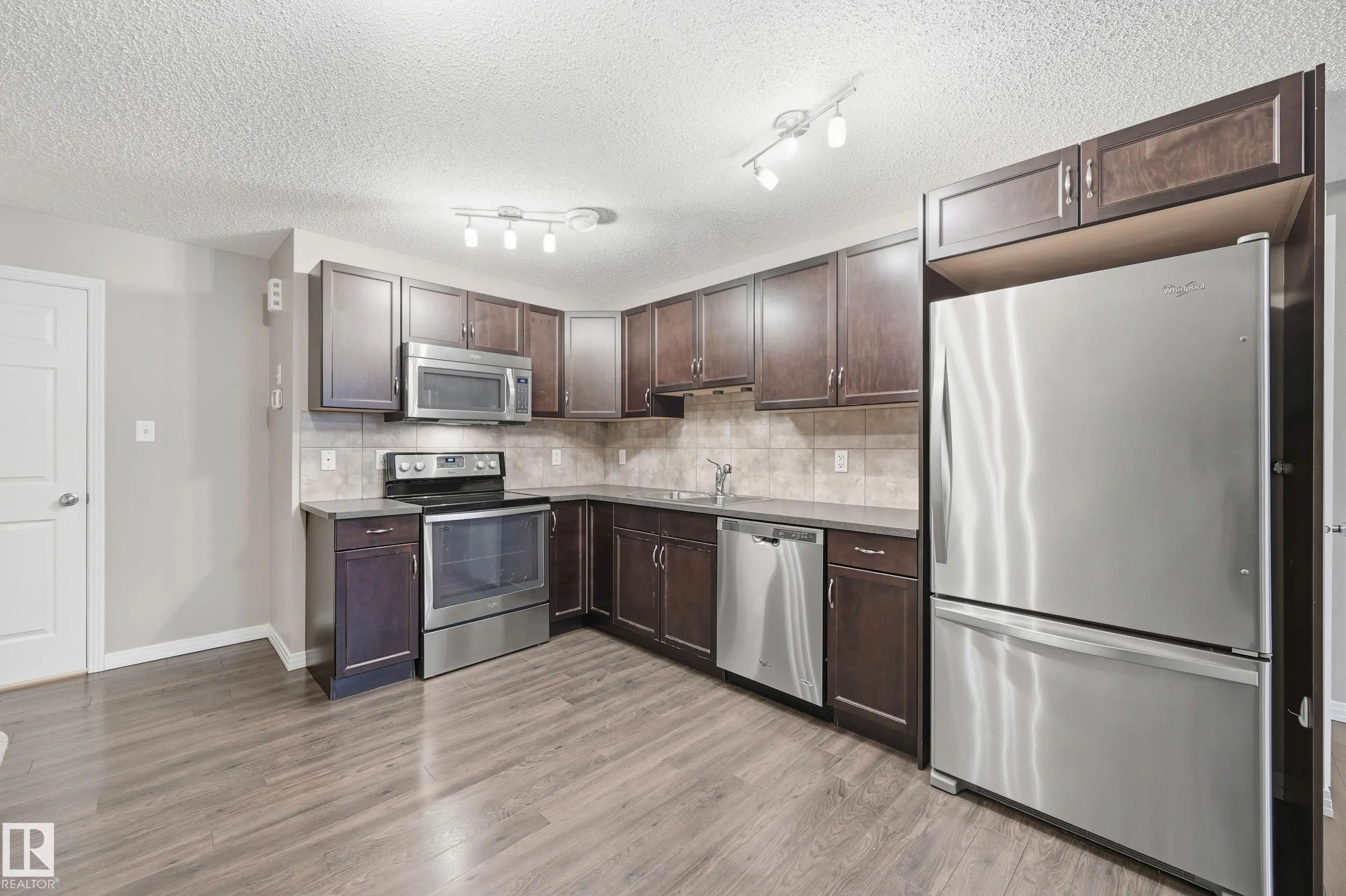 3552 CLAXTON Crescent