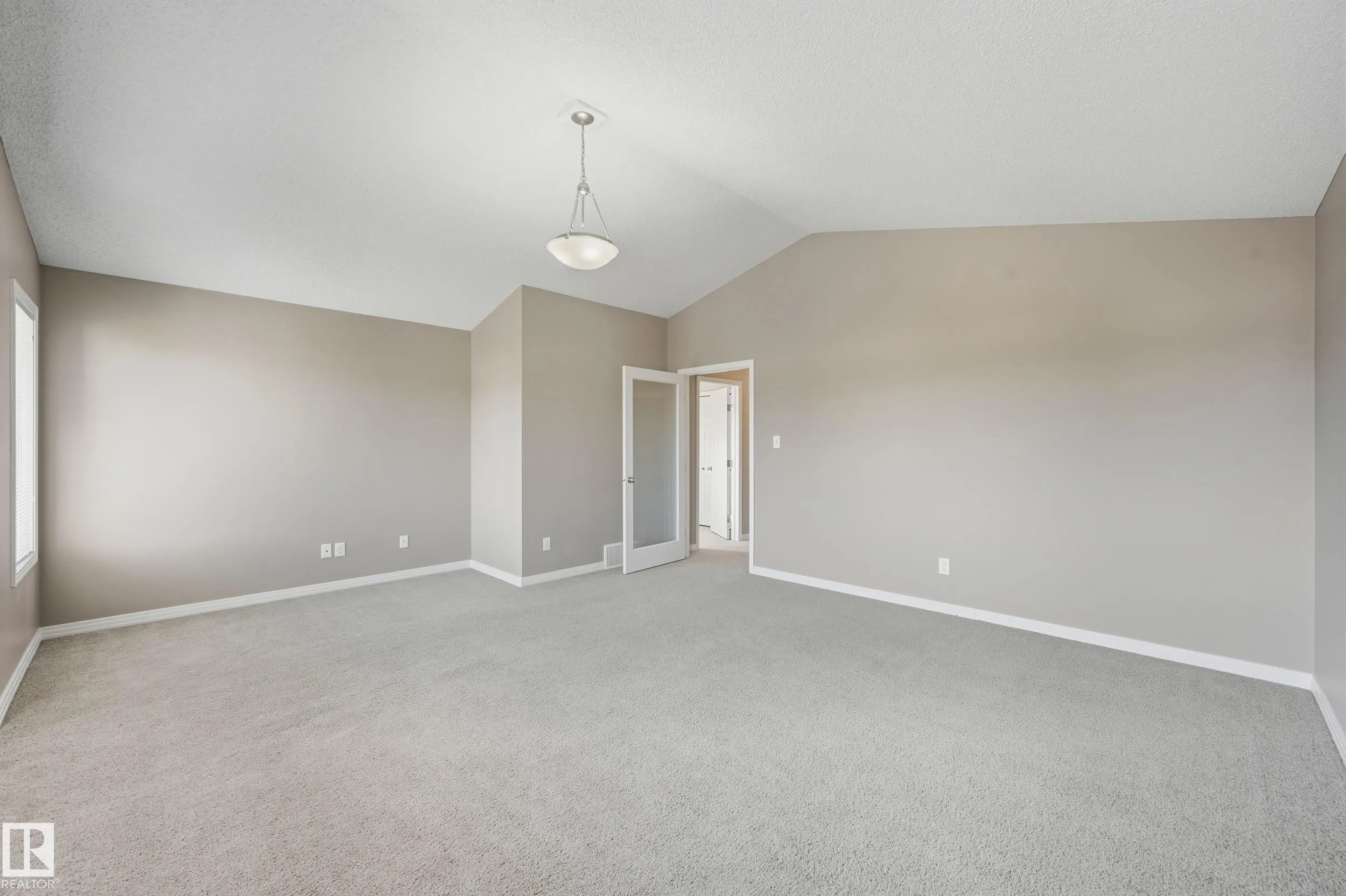3552 CLAXTON Crescent