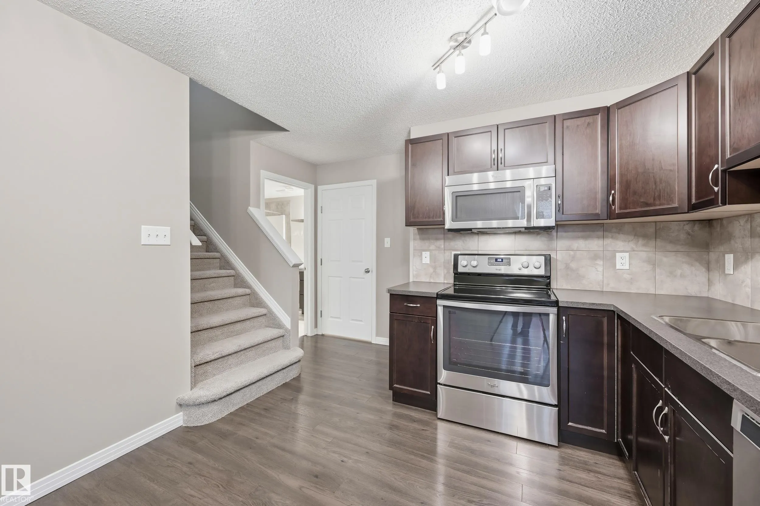 3552 CLAXTON Crescent