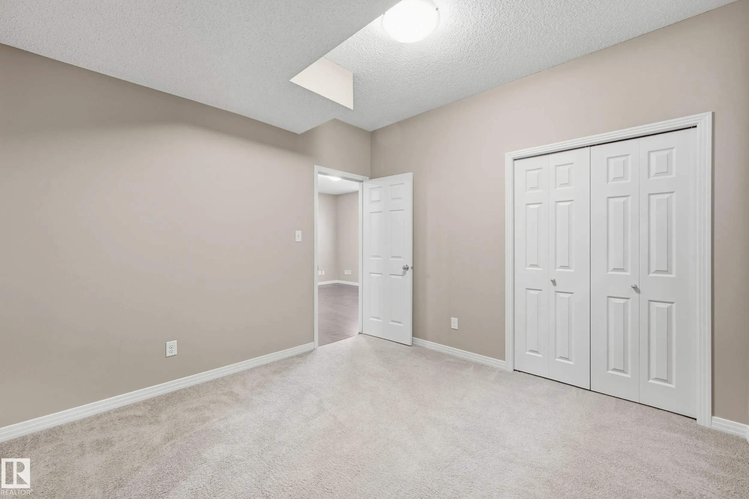 3552 CLAXTON Crescent