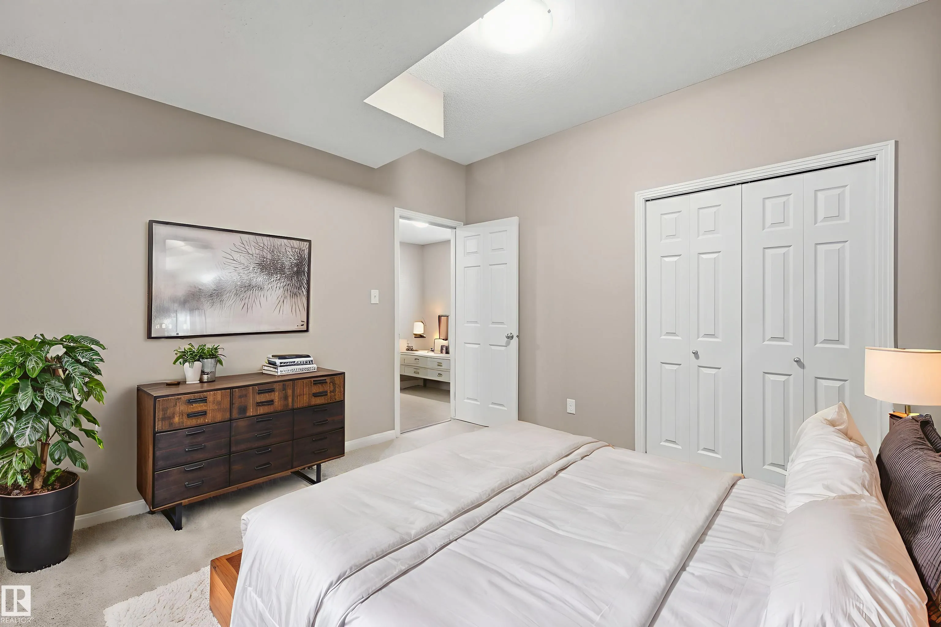 3552 CLAXTON Crescent