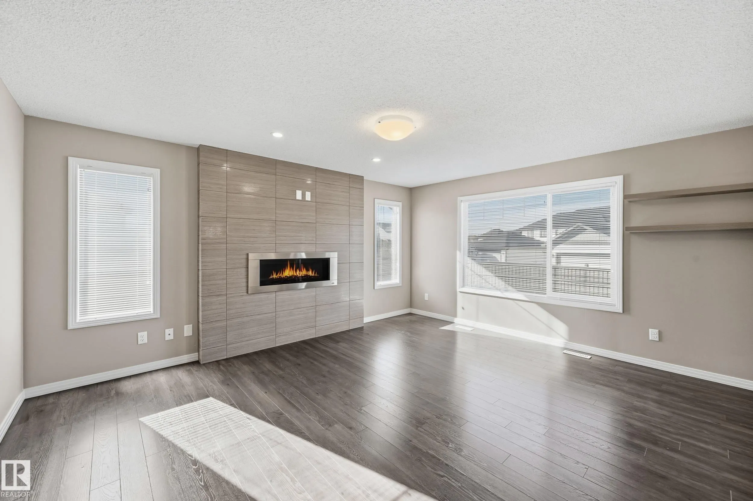 3552 CLAXTON Crescent