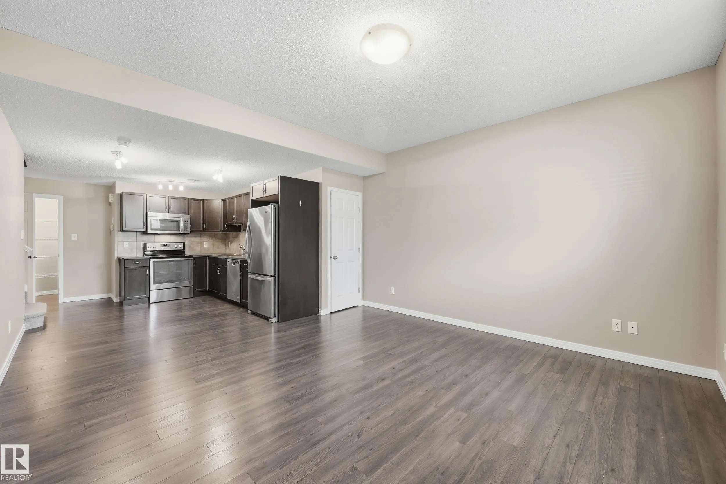 3552 CLAXTON Crescent