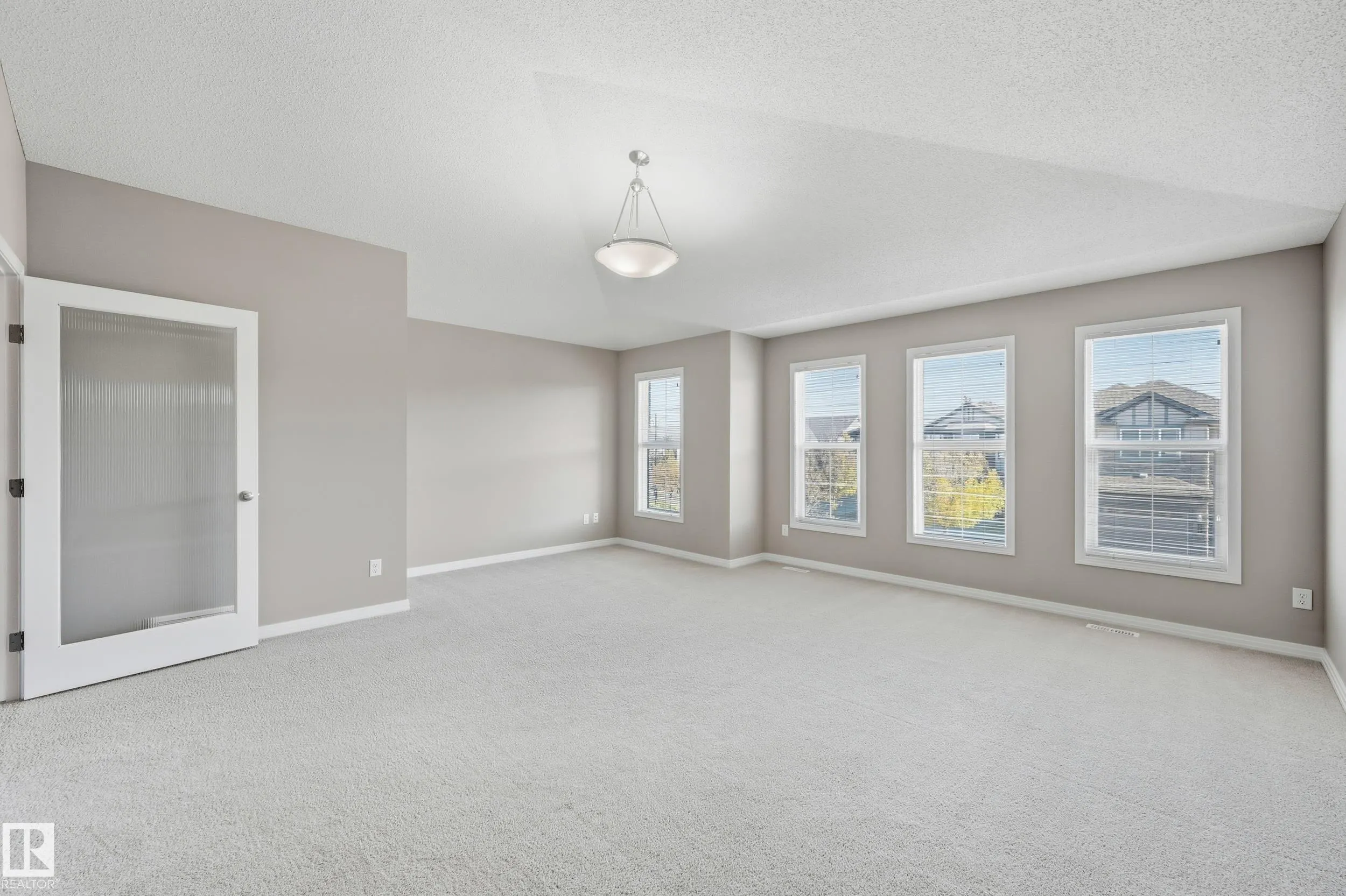 3528 CLAXTON Crescent