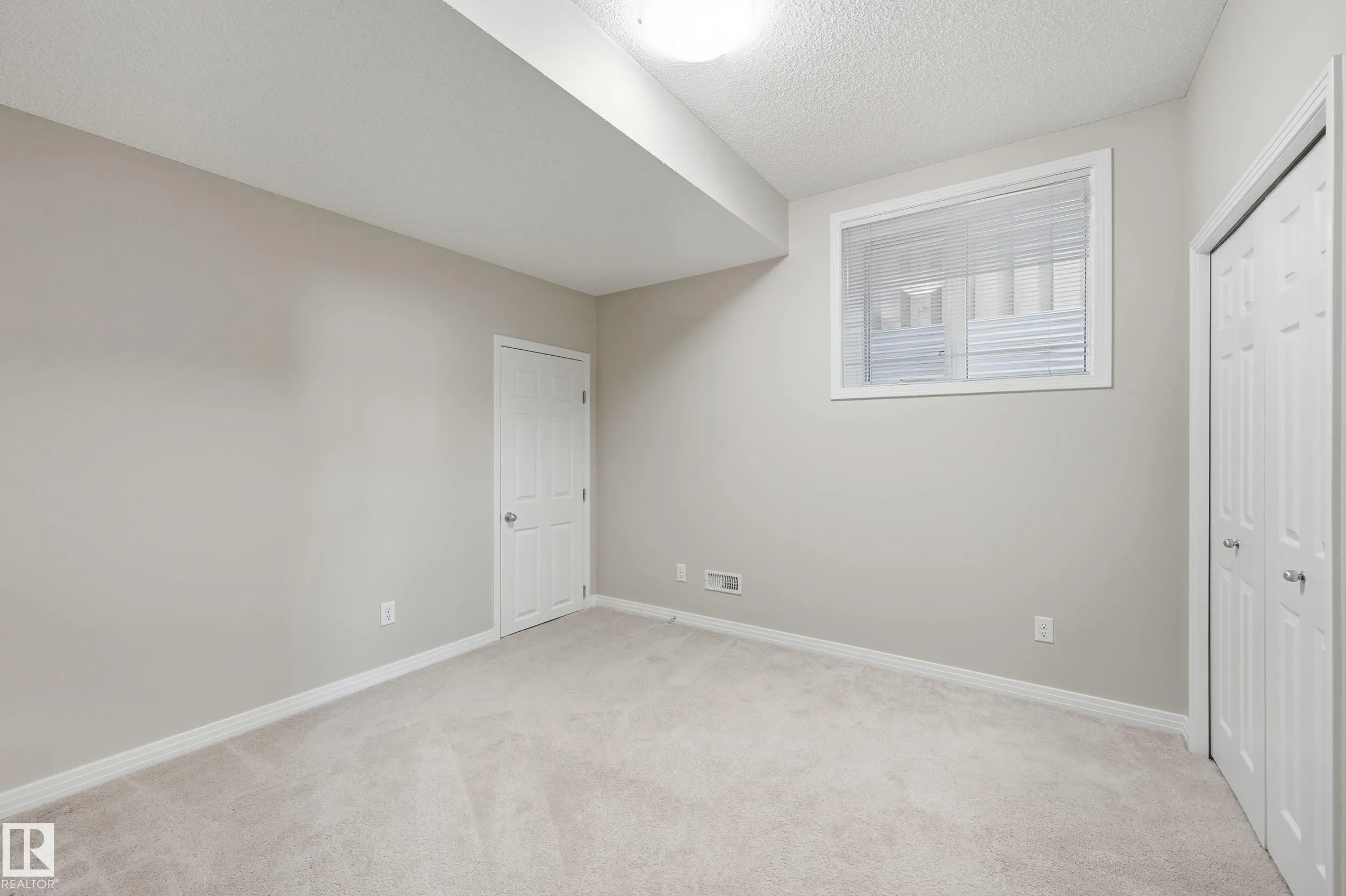 3528 CLAXTON Crescent