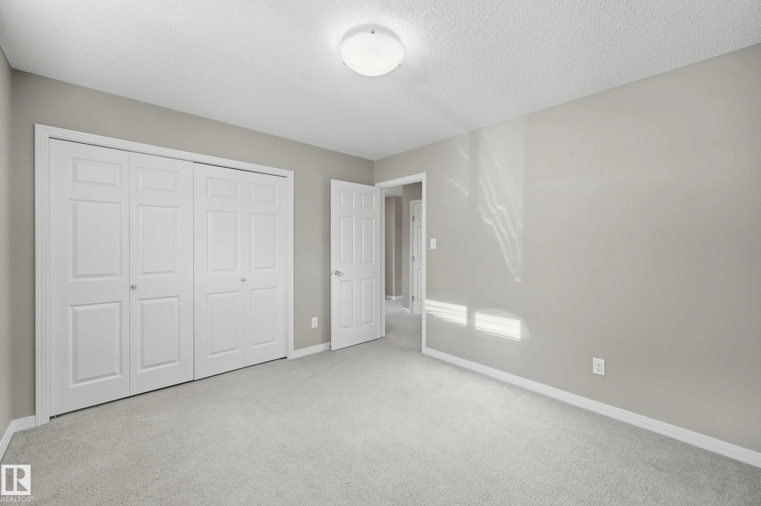 3528 CLAXTON Crescent