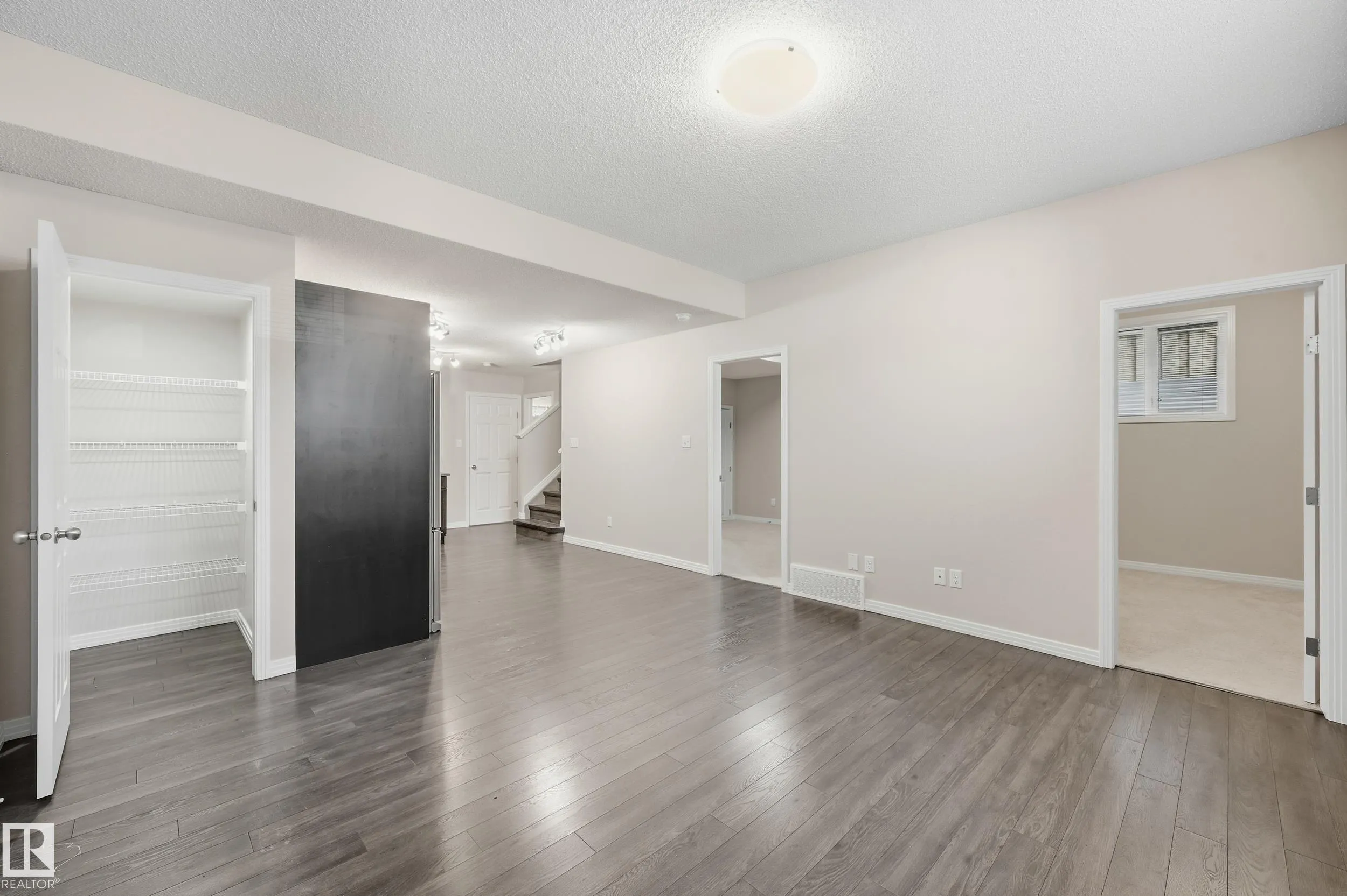 3528 CLAXTON Crescent