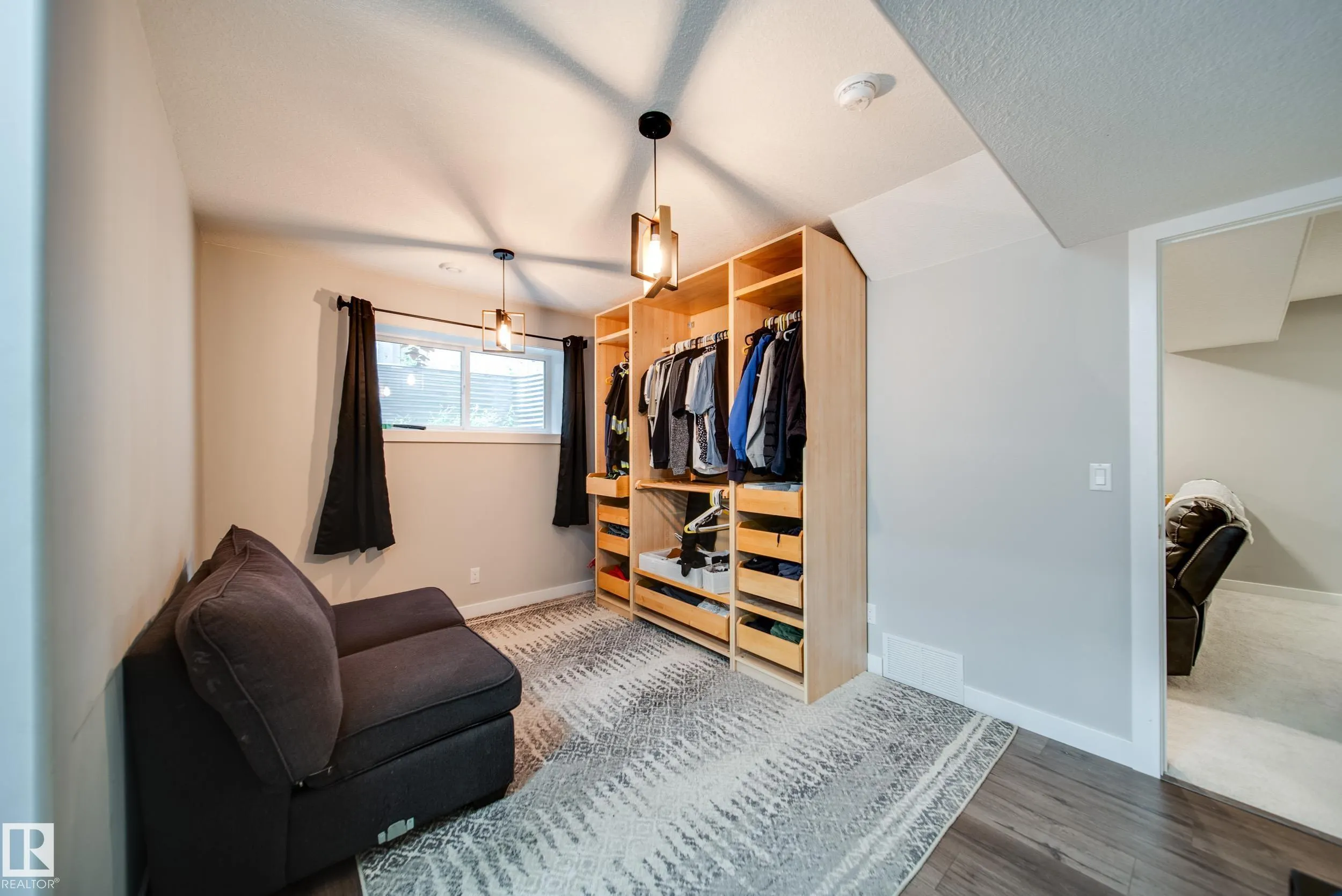 4047 MORRISON Way