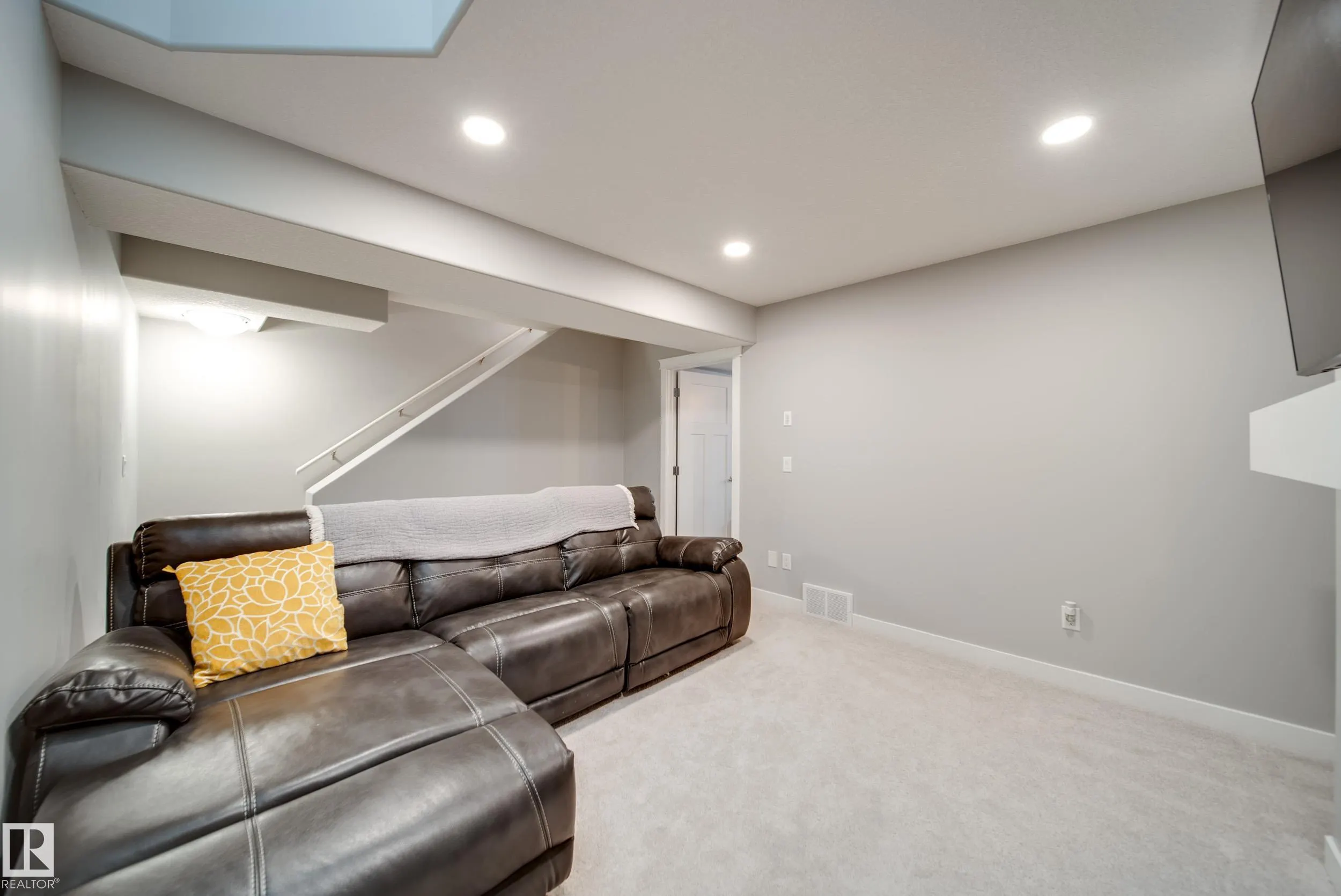 4047 MORRISON Way