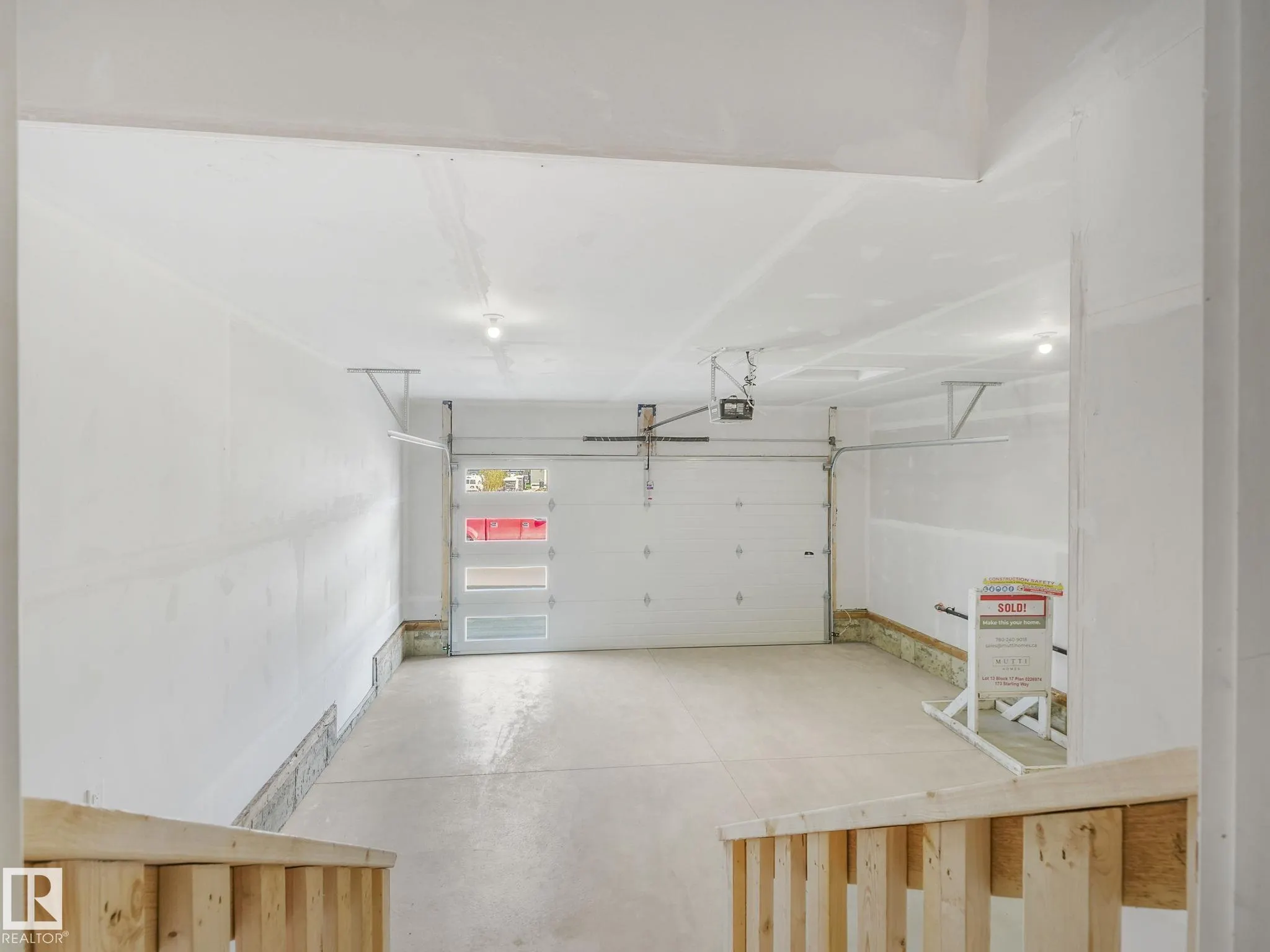 3325 Chickadee drive