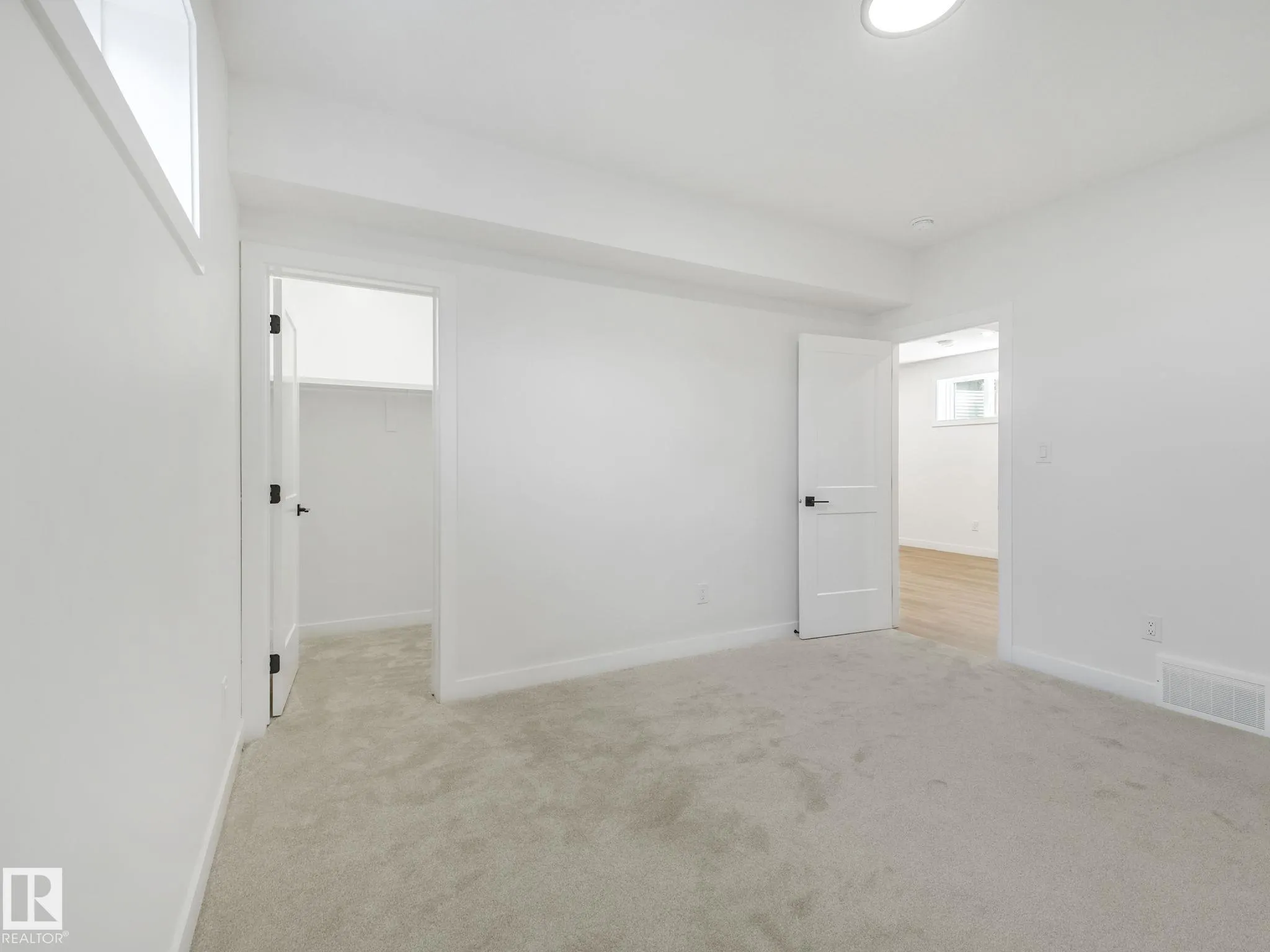 3325 Chickadee drive