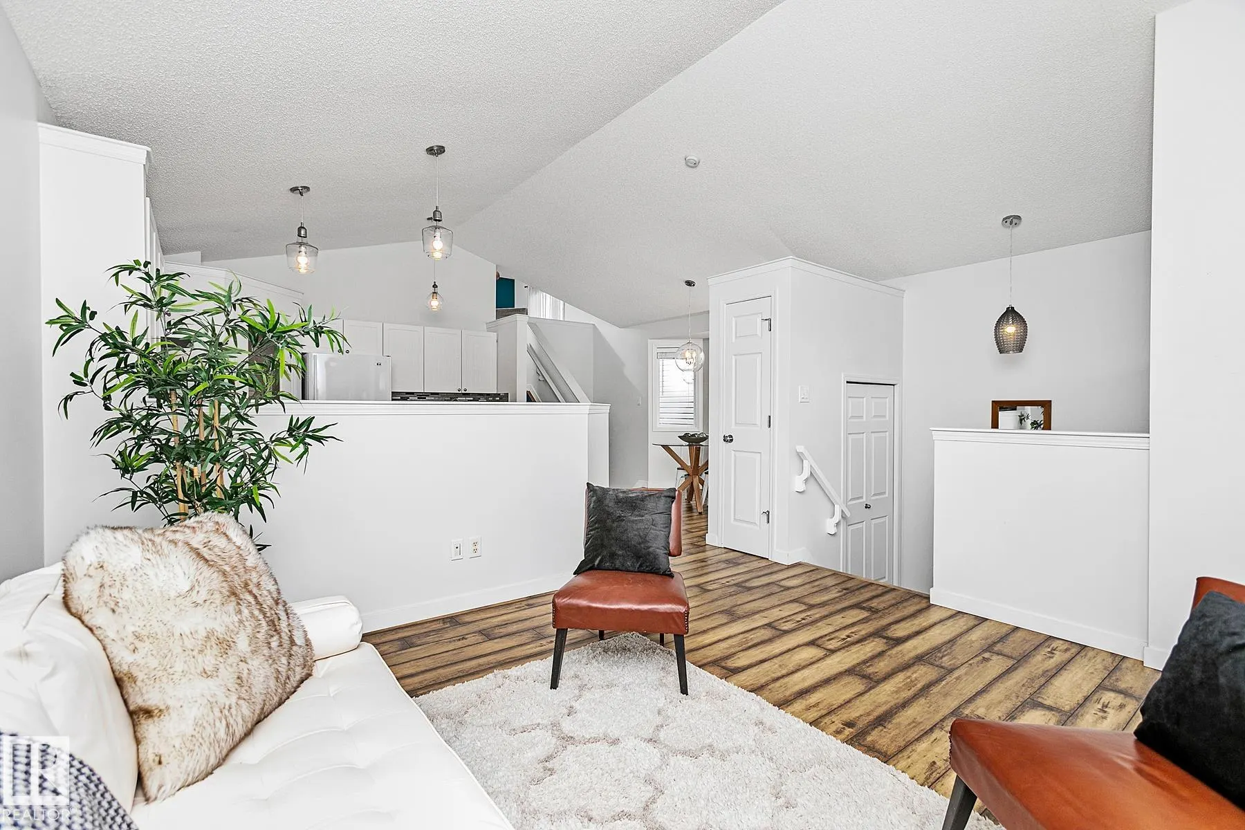 7822 SCHMID Place