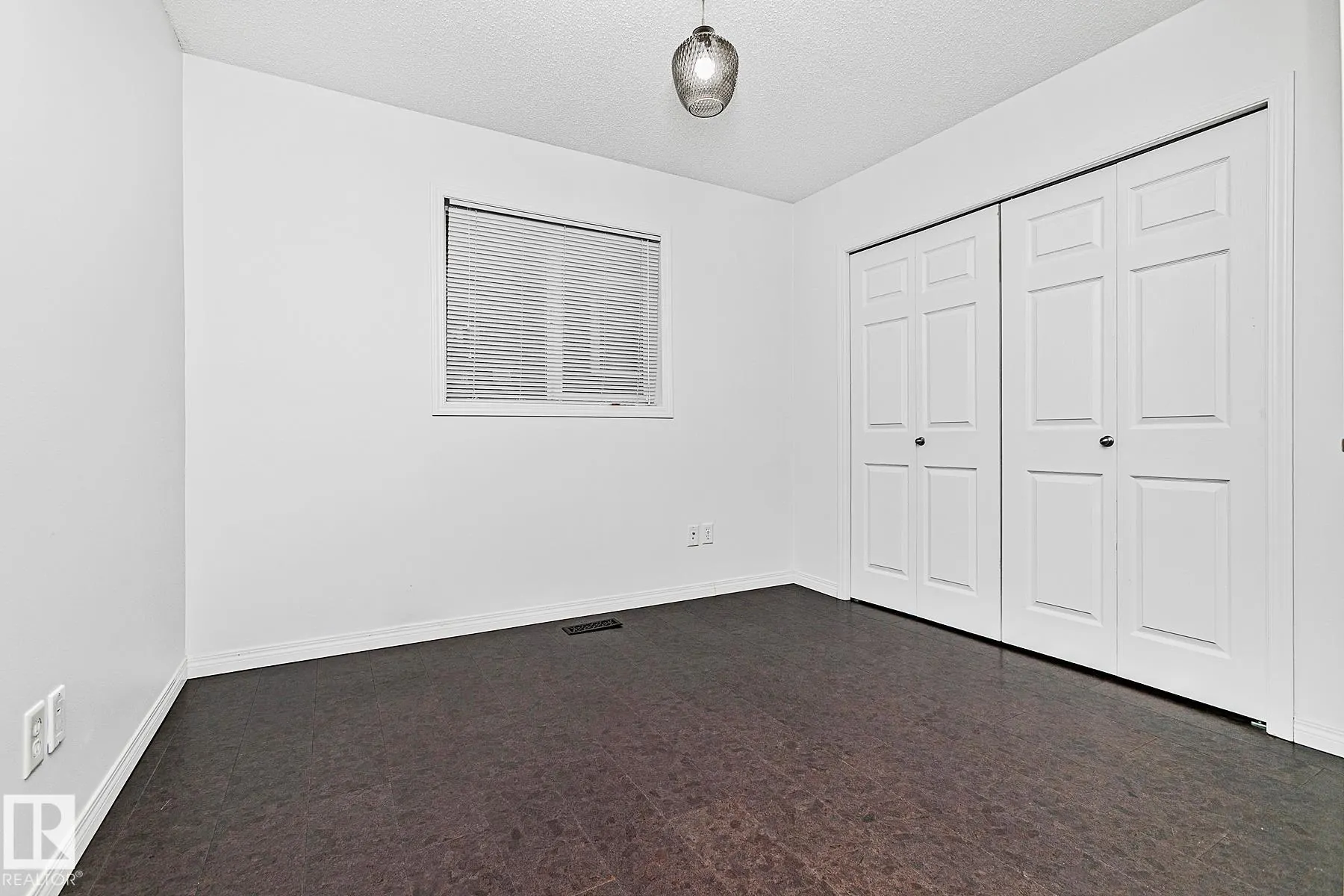 7822 SCHMID Place
