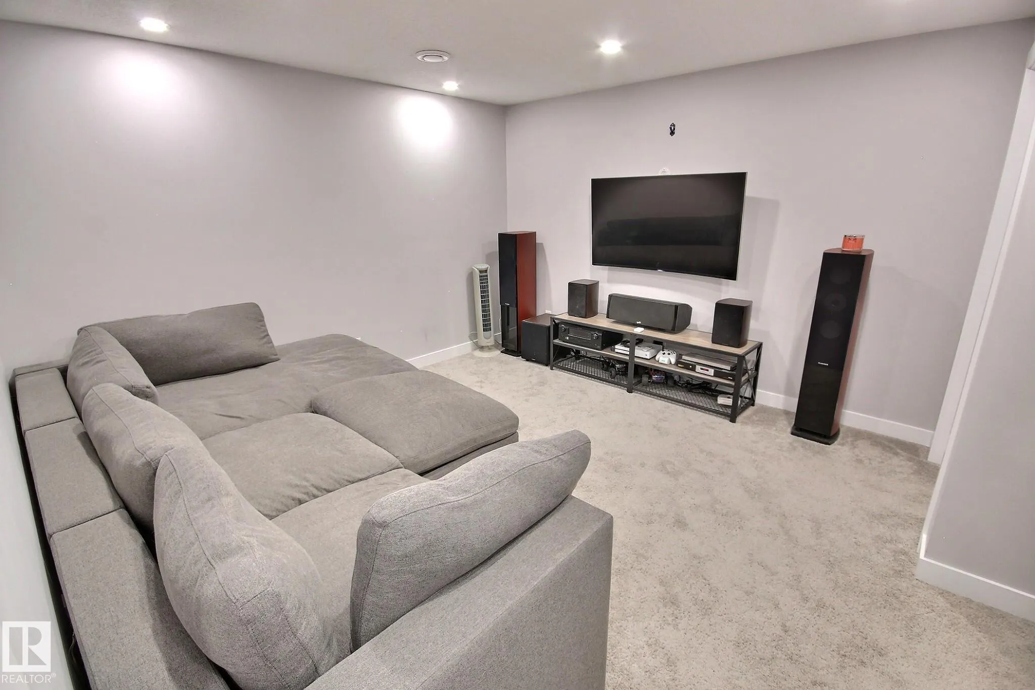 351 NELSON Drive