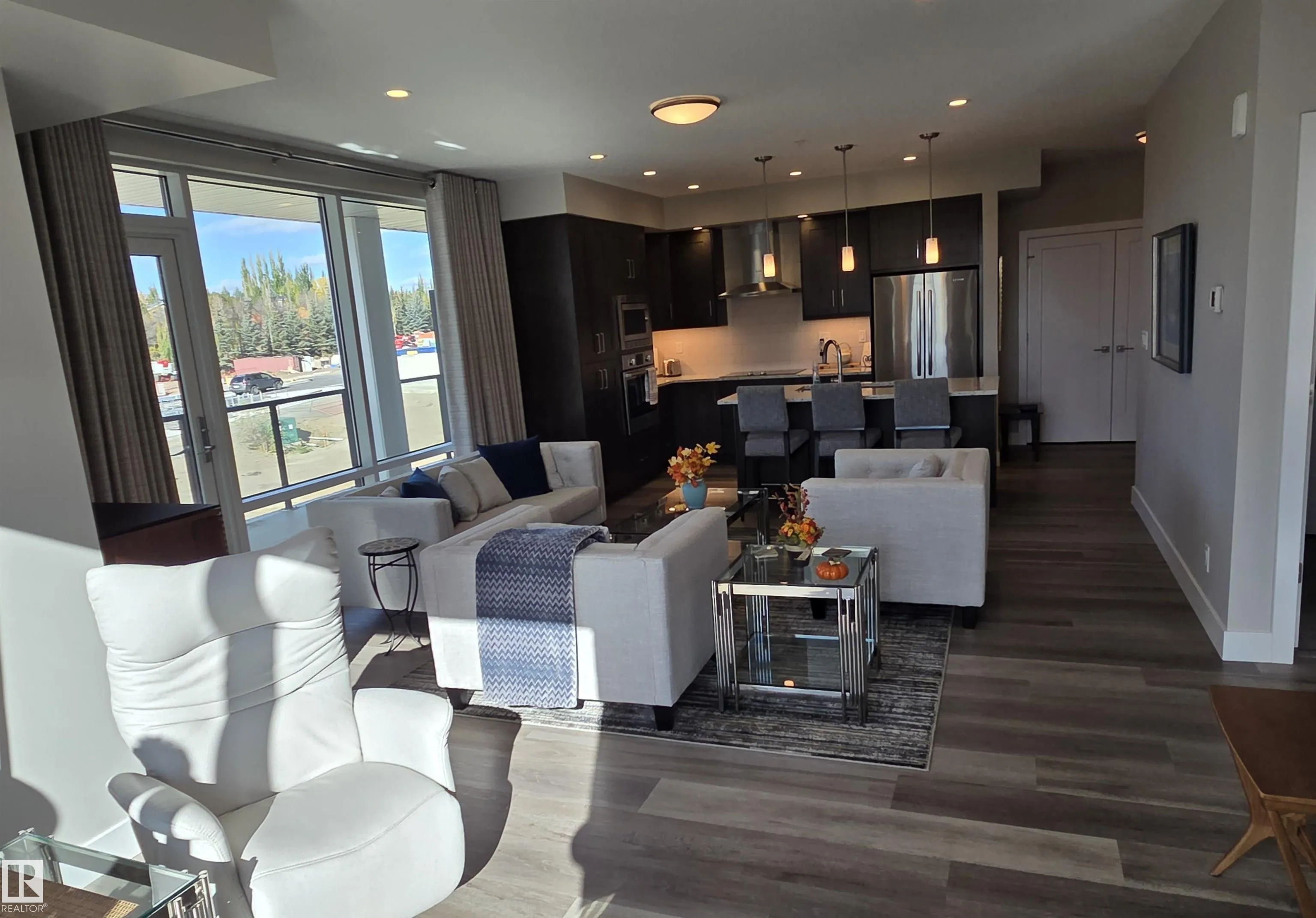 200 Bellerose Drive