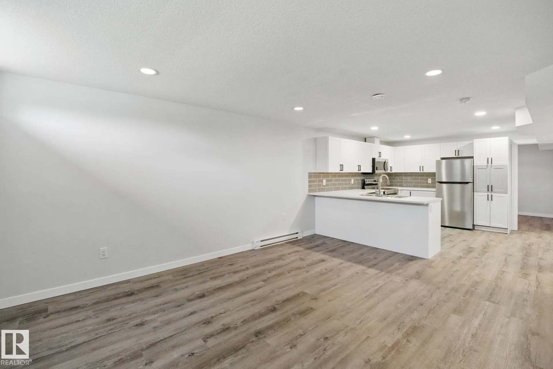 10407 136 AVE