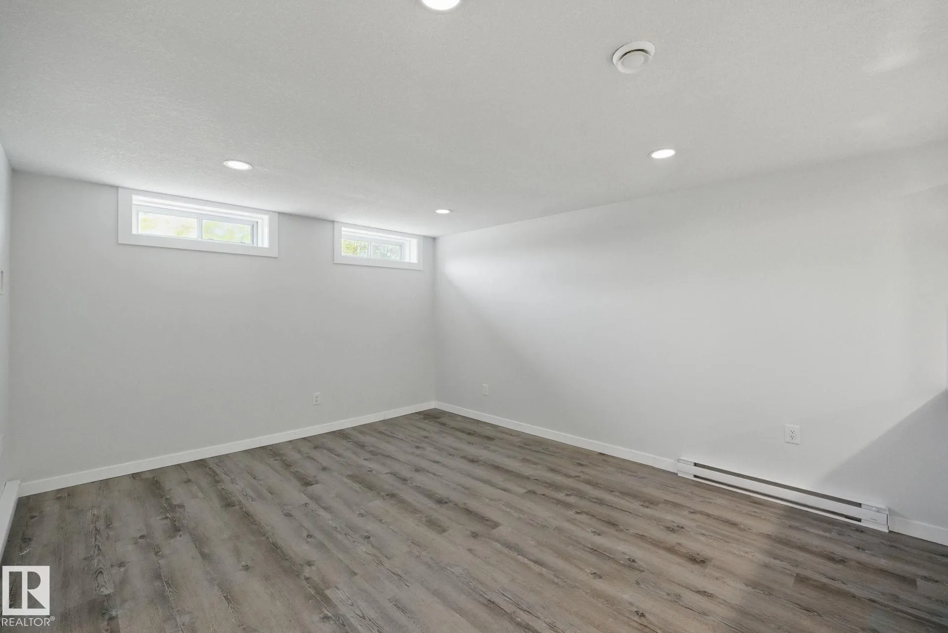 10407 136 AVE