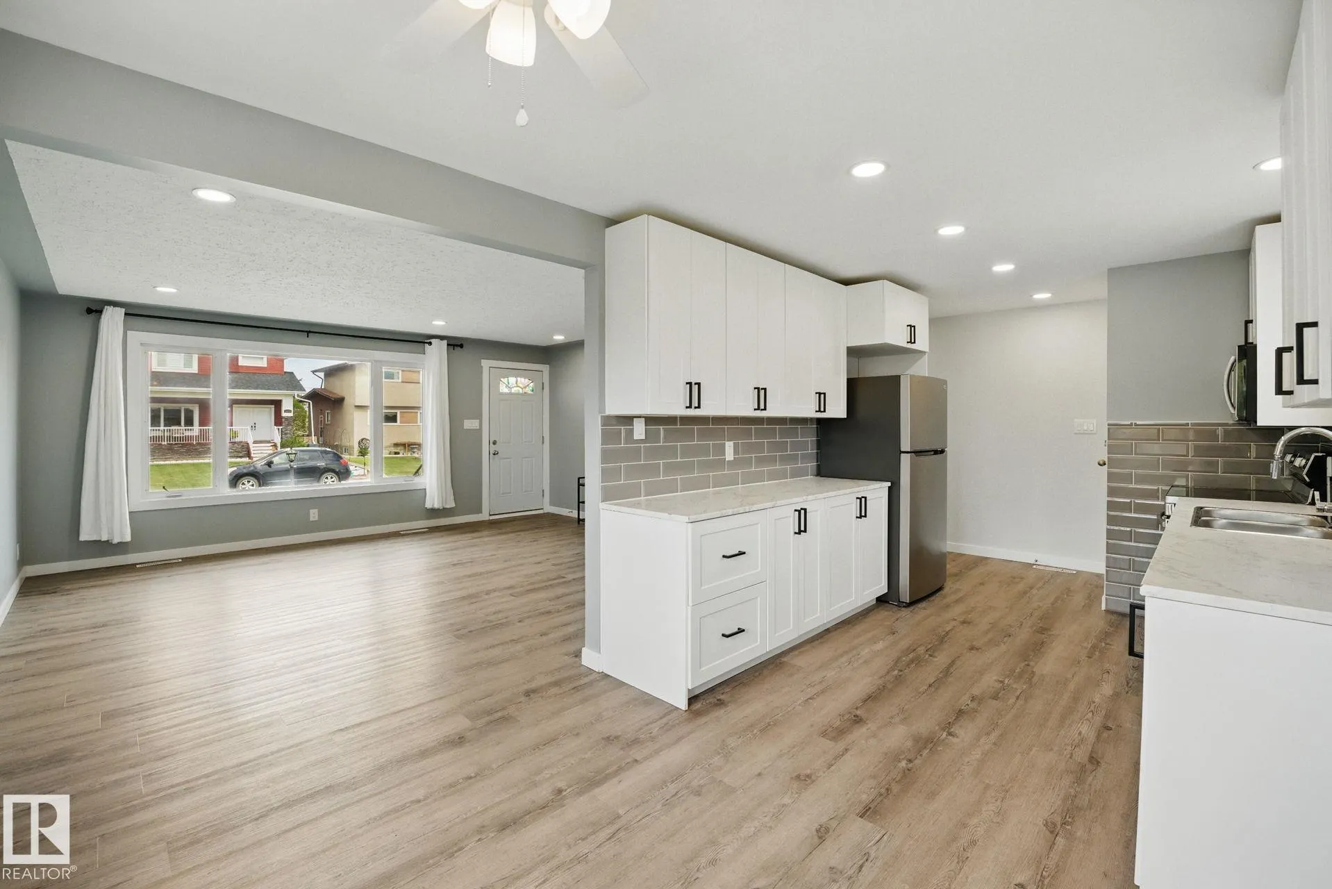 10407 136 AVE