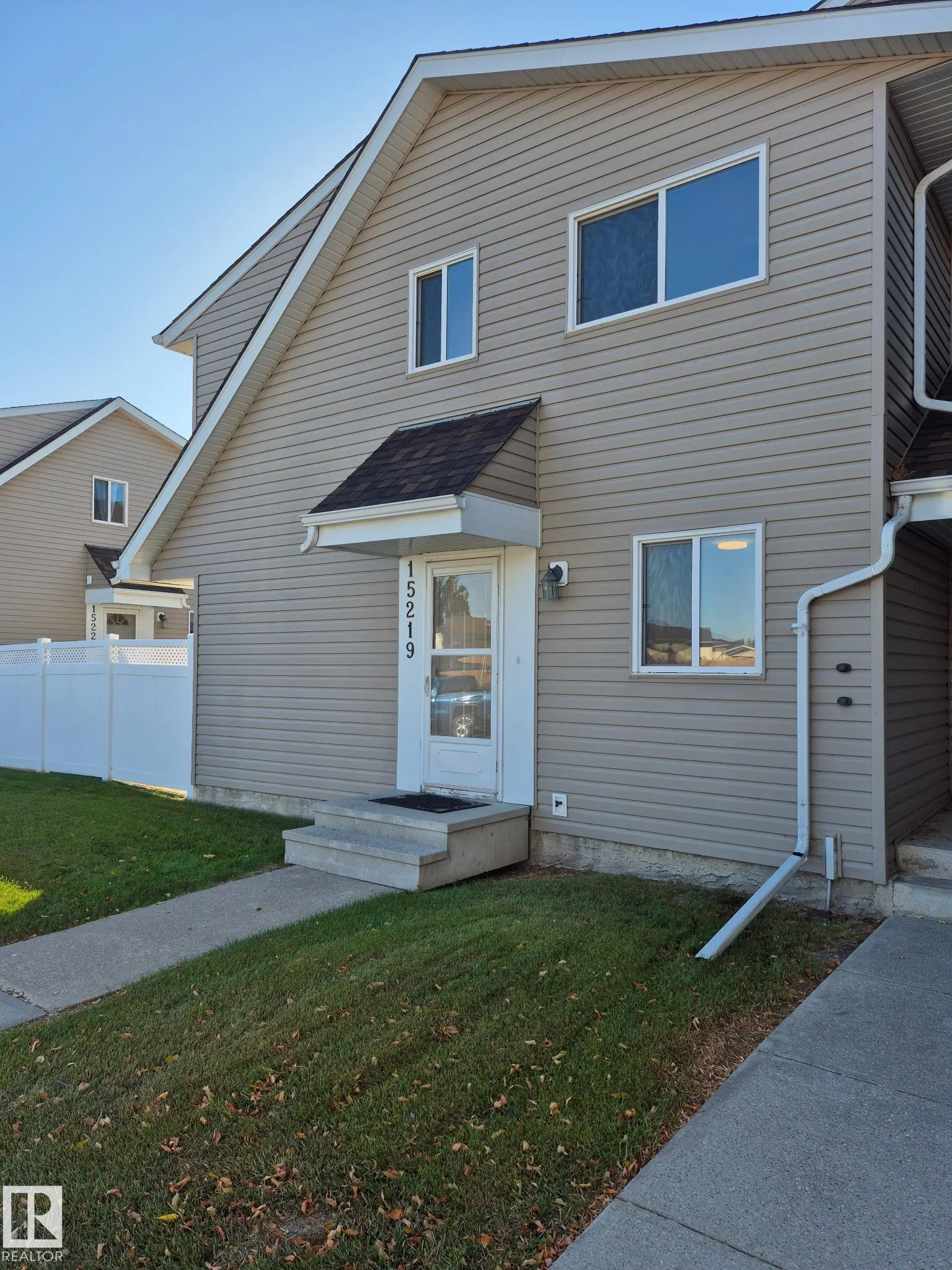 15219 54 ST