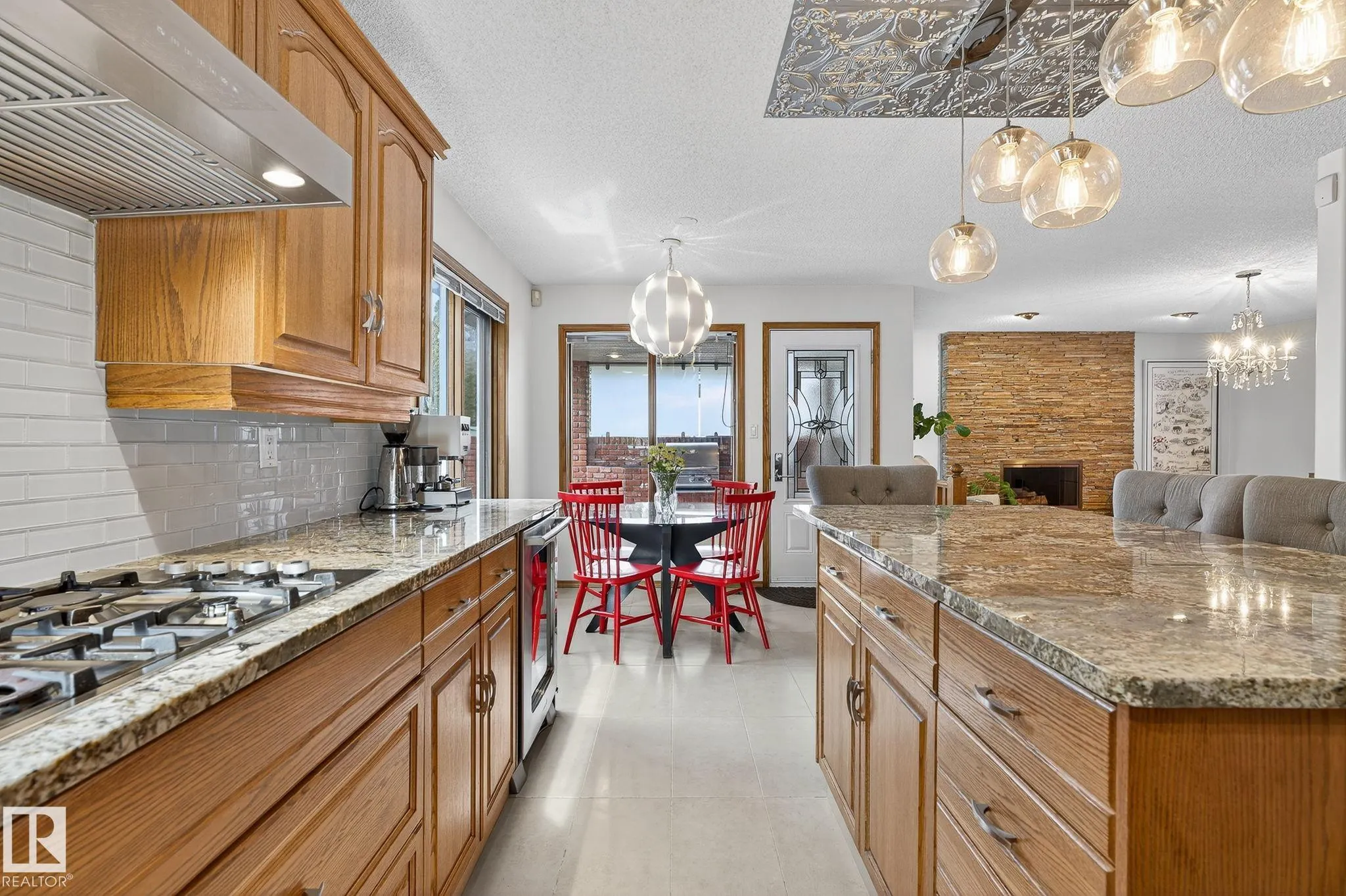 337 WEBER Way