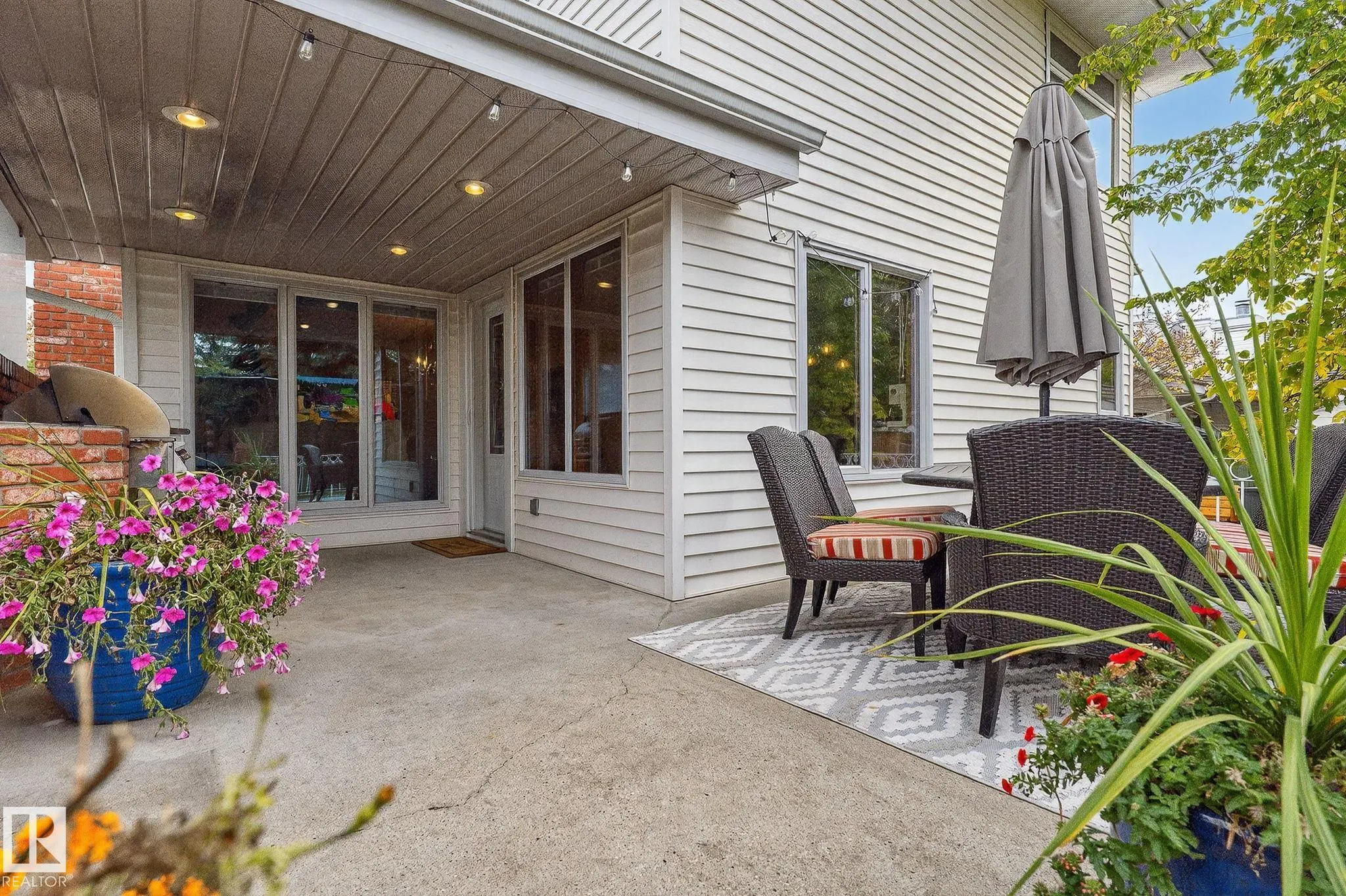 337 WEBER Way