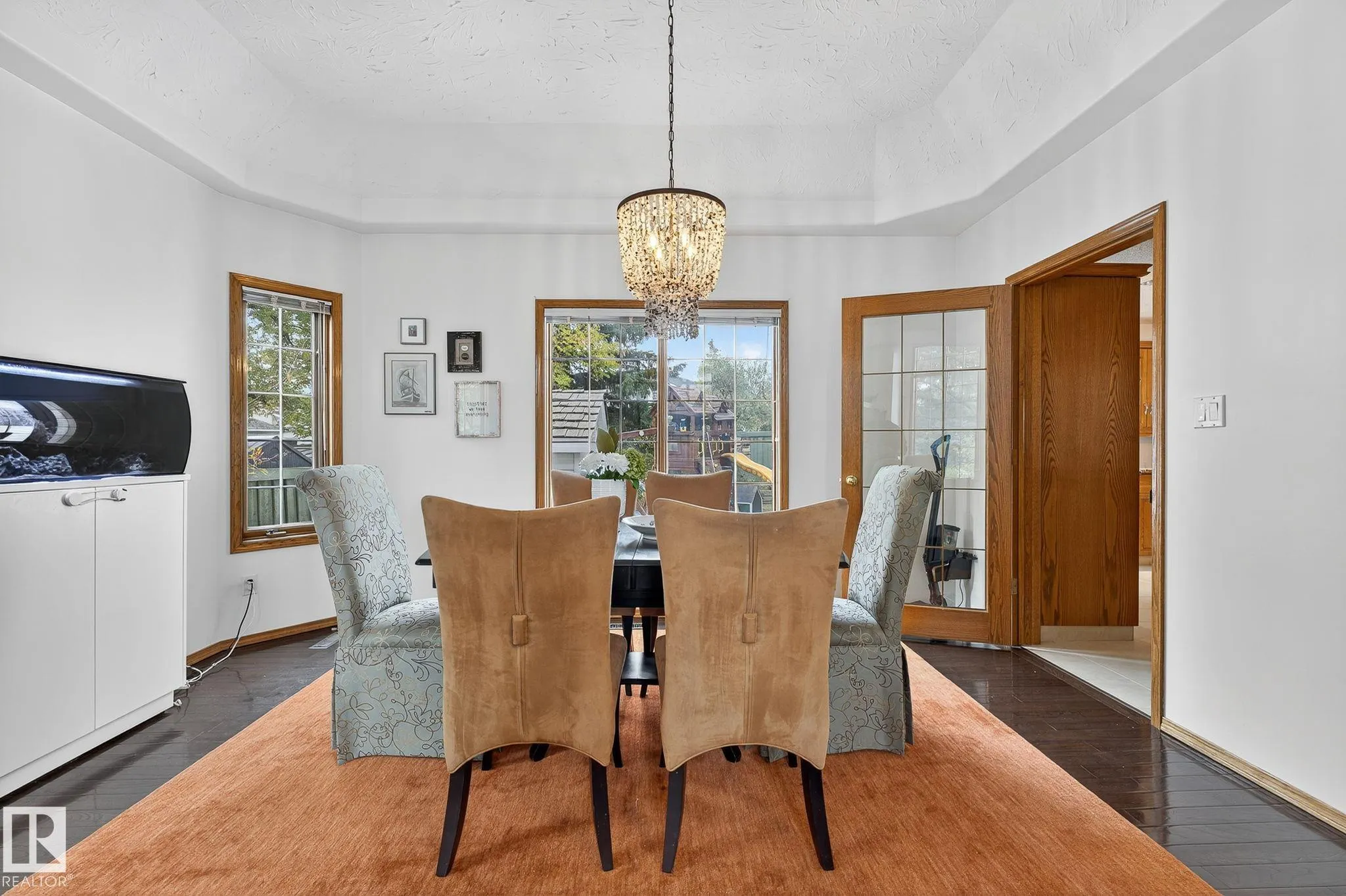 337 WEBER Way