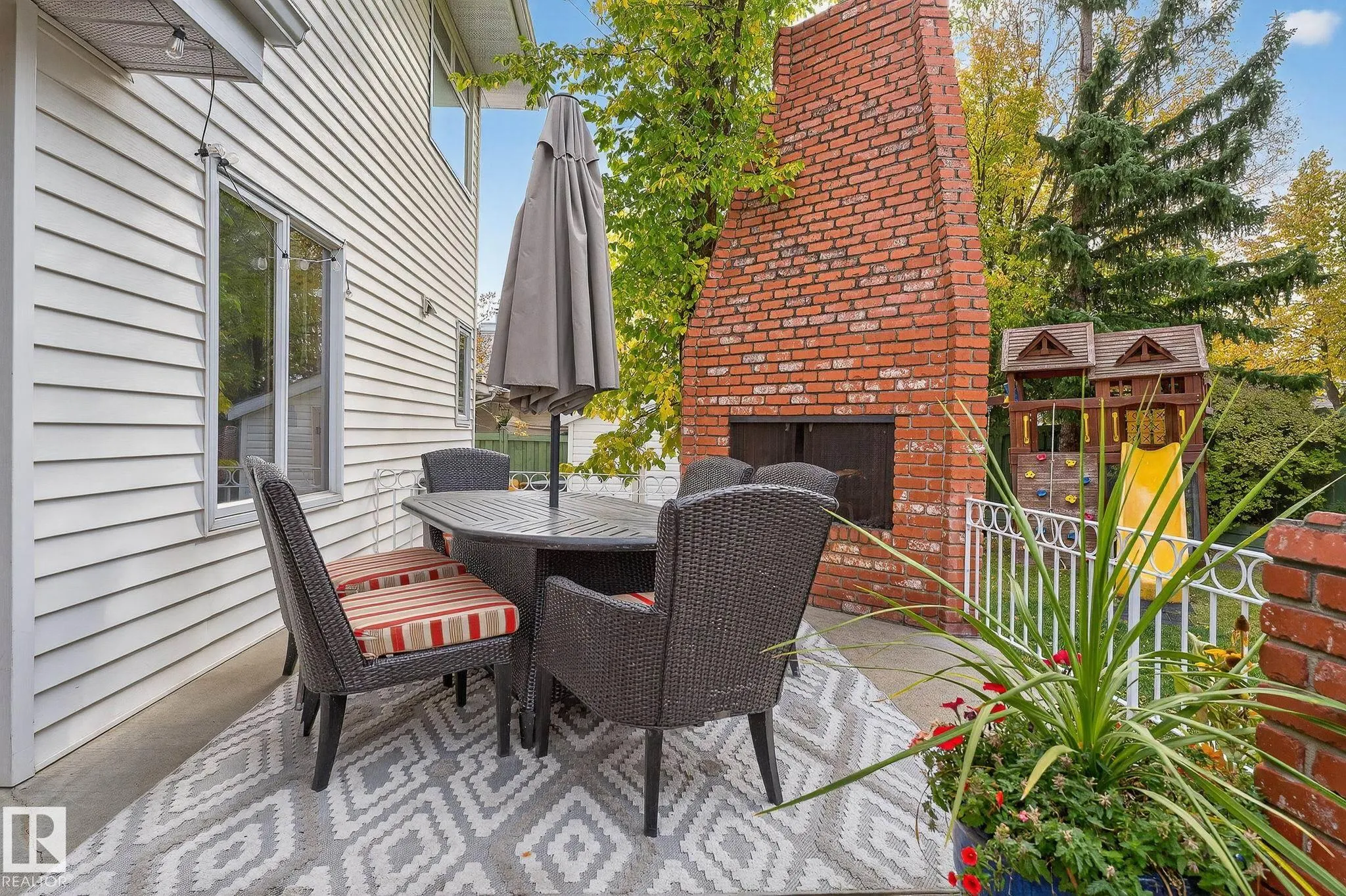 337 WEBER Way