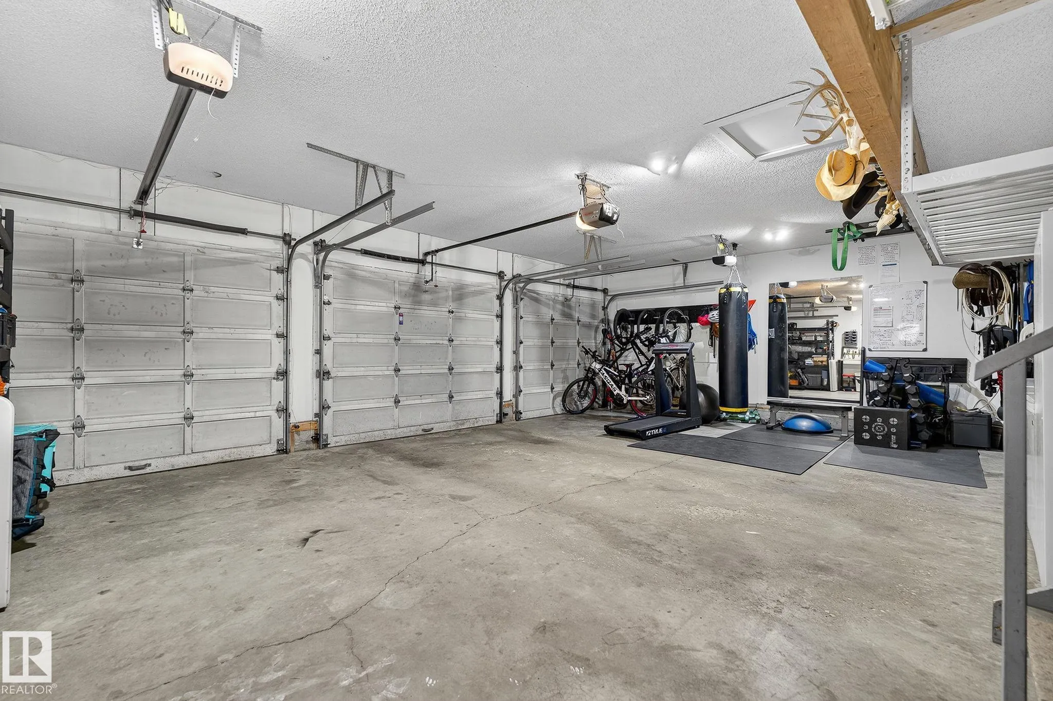 337 WEBER Way