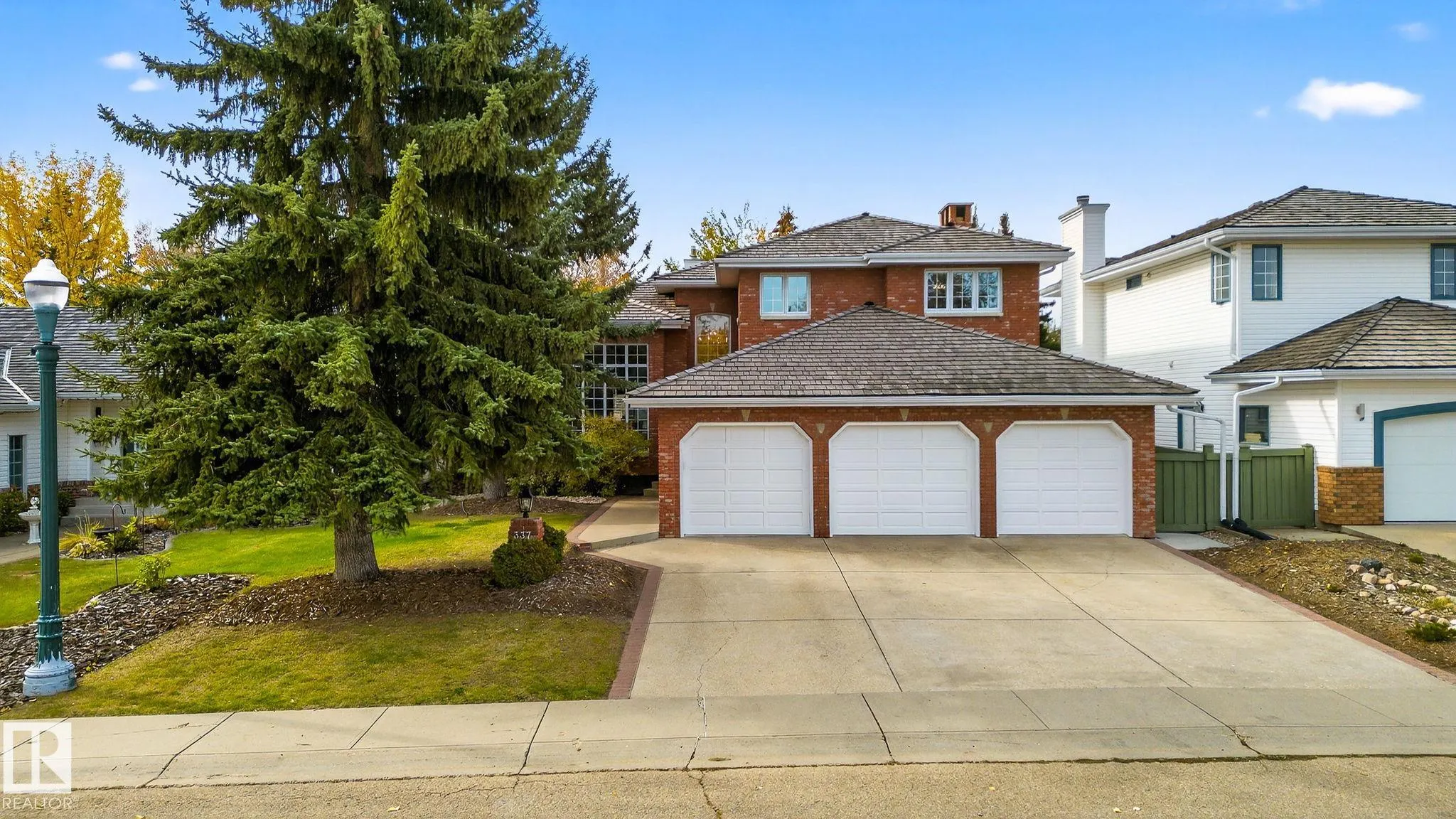 337 WEBER Way