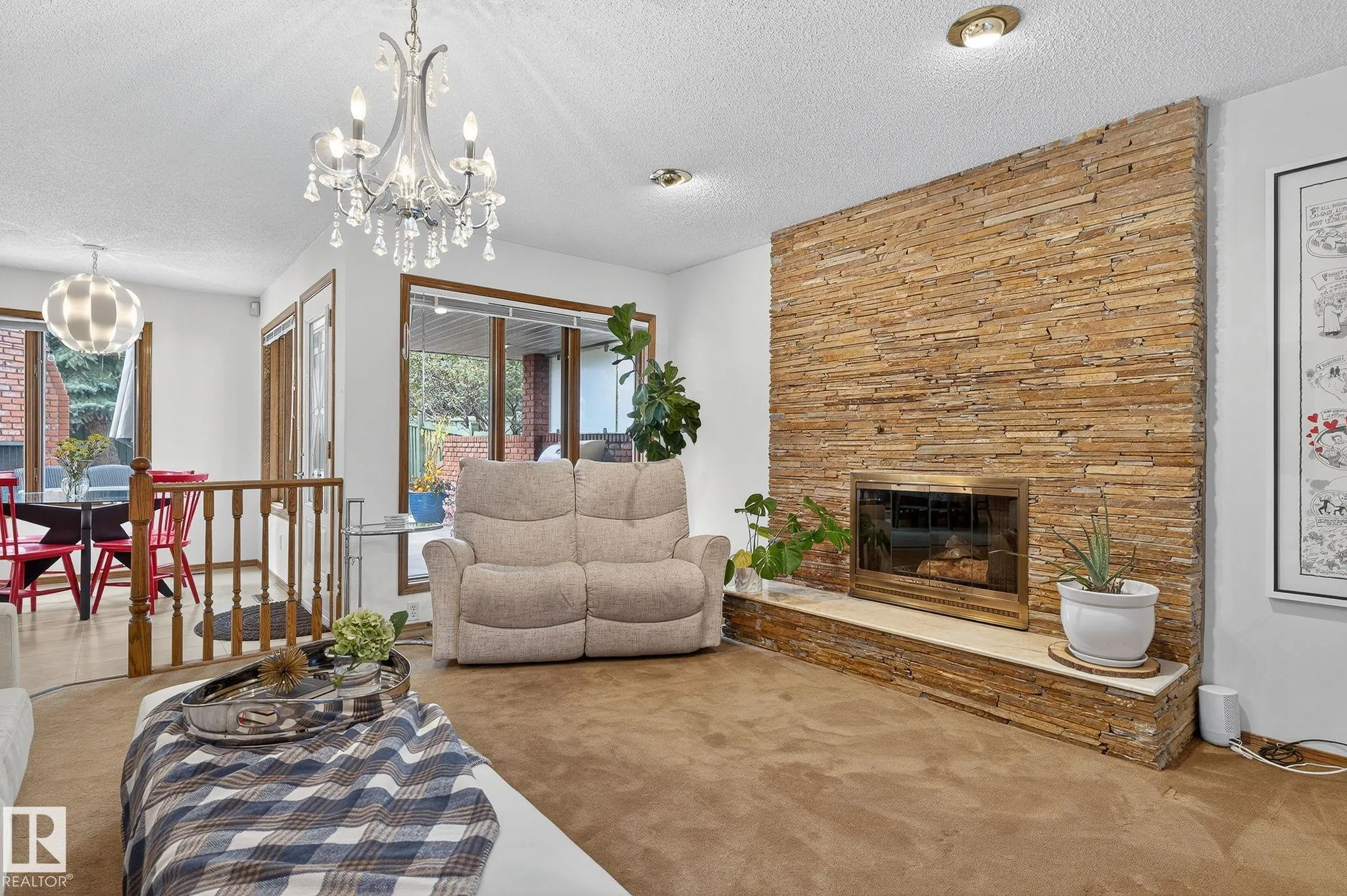 337 WEBER Way