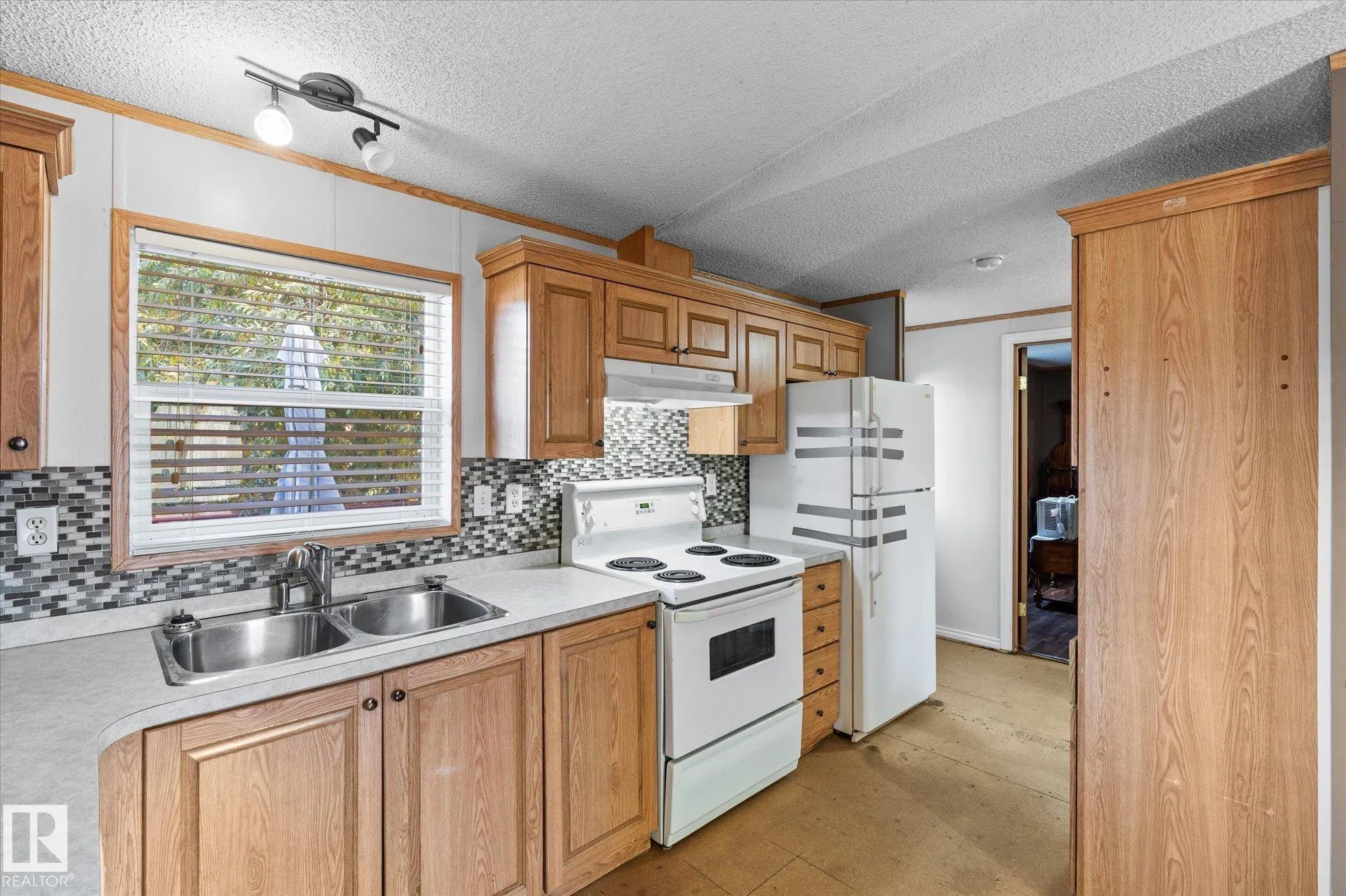 578 53222 Range Road 272