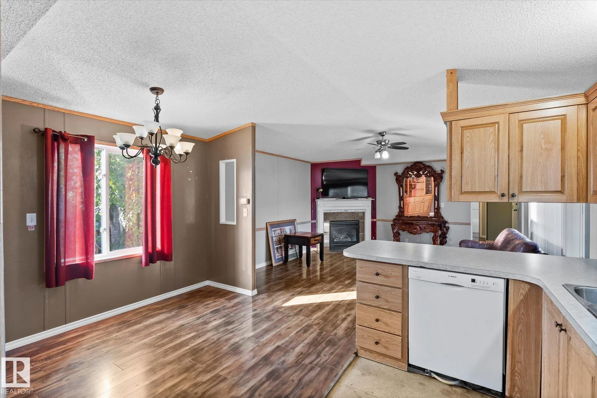 578 53222 Range Road 272