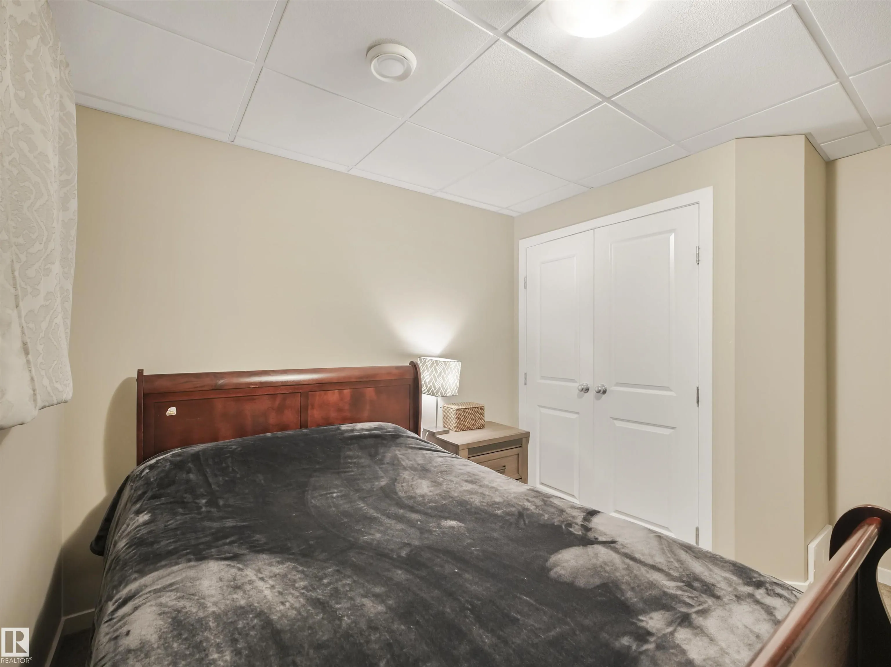 13807 138 Avenue