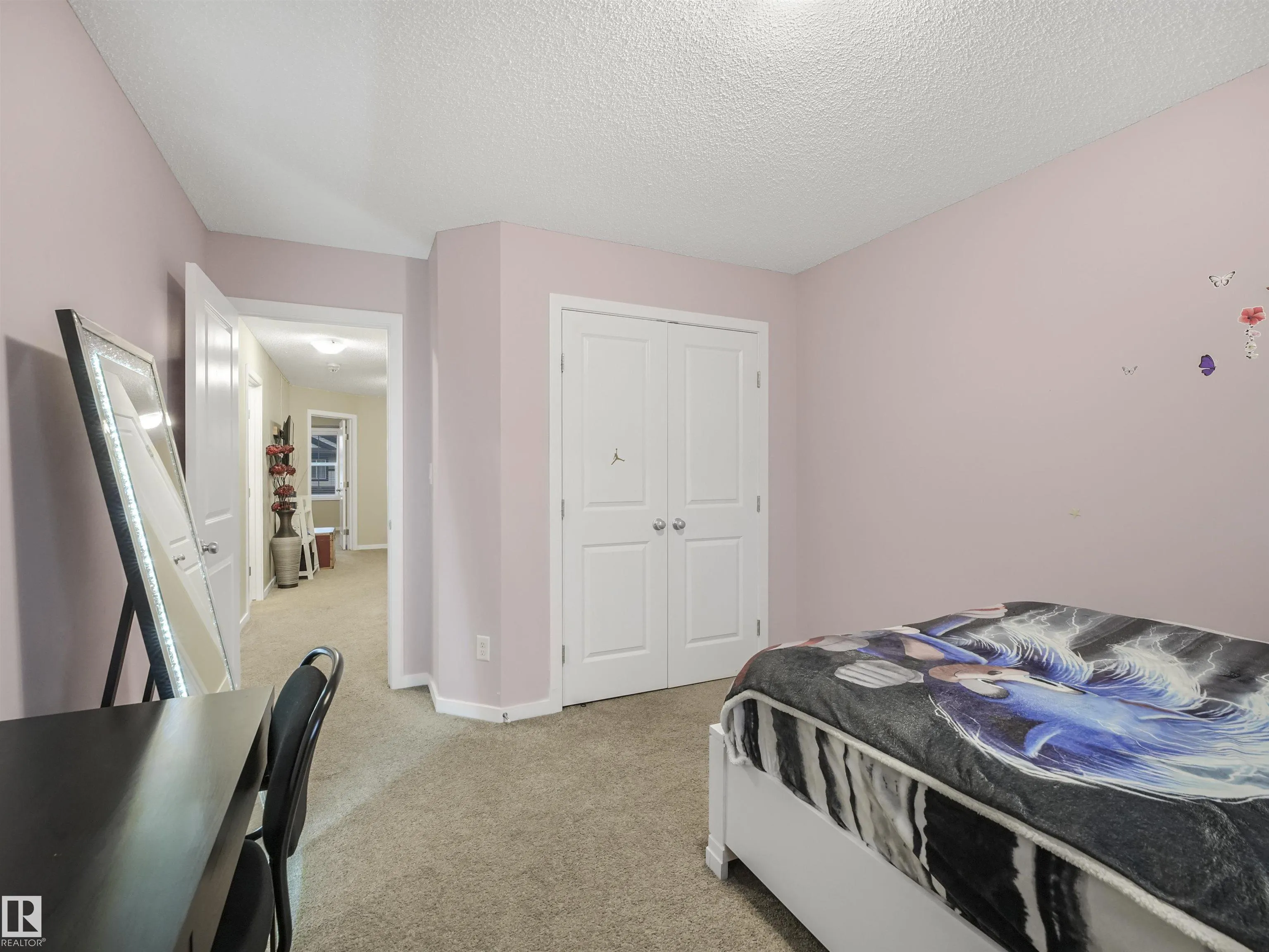 13807 138 Avenue