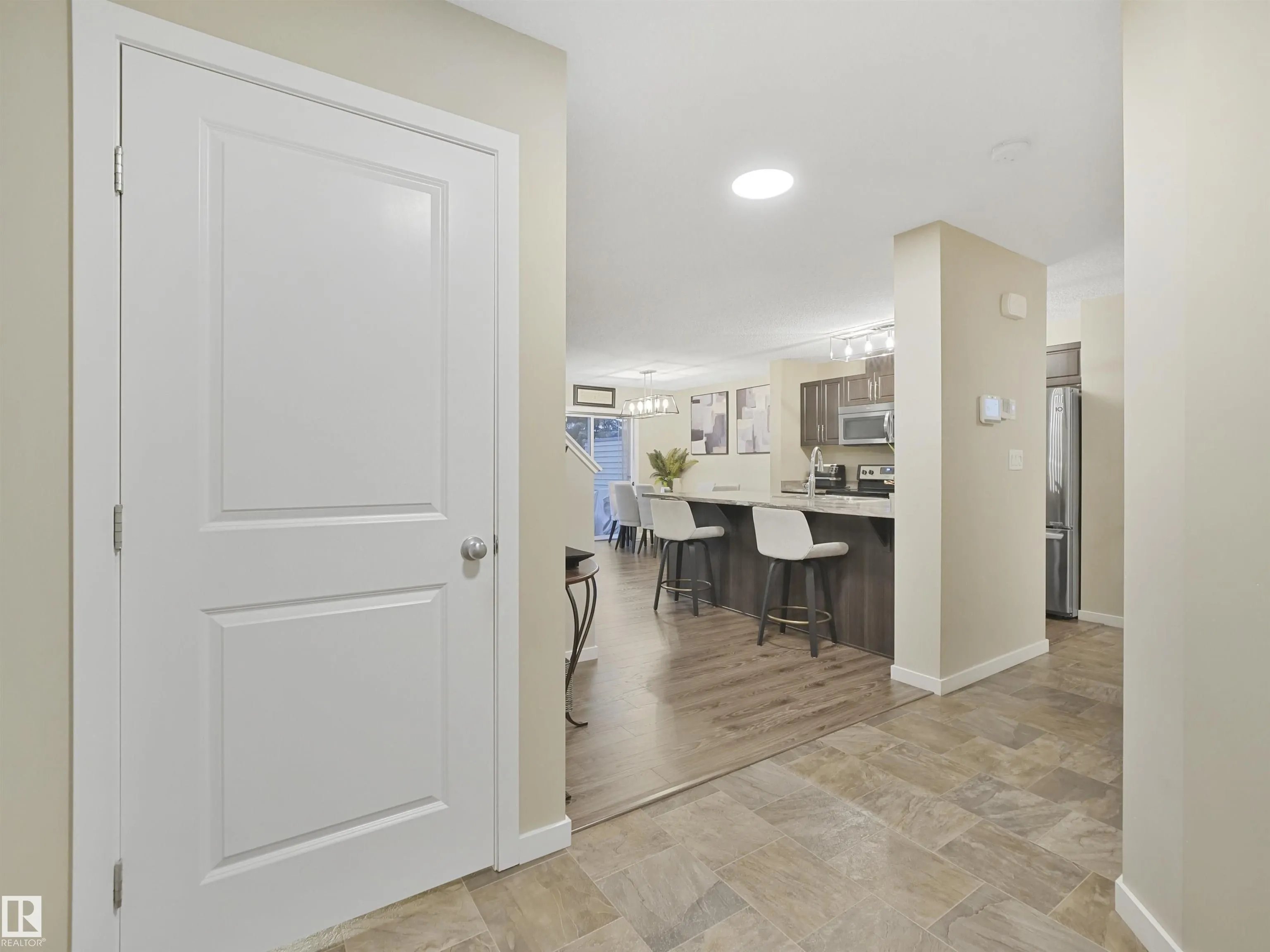 13807 138 Avenue